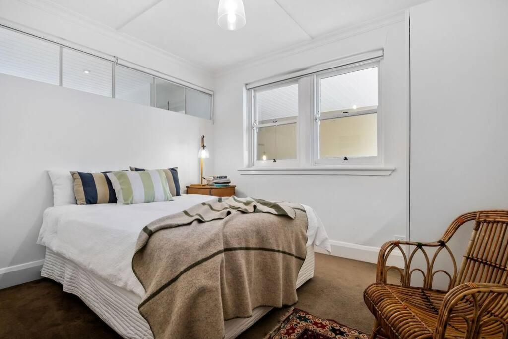 Massive Mitford Large Luxurious 1st Class 4 Bdrm