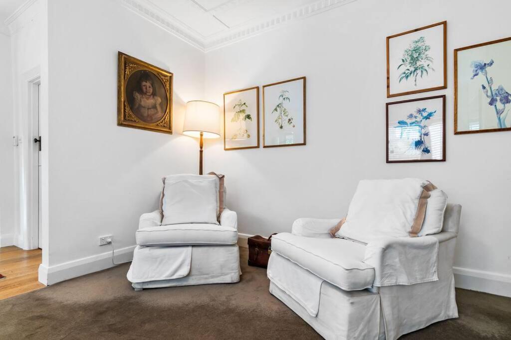 Massive Mitford Large Luxurious 1st Class 4 Bdrm