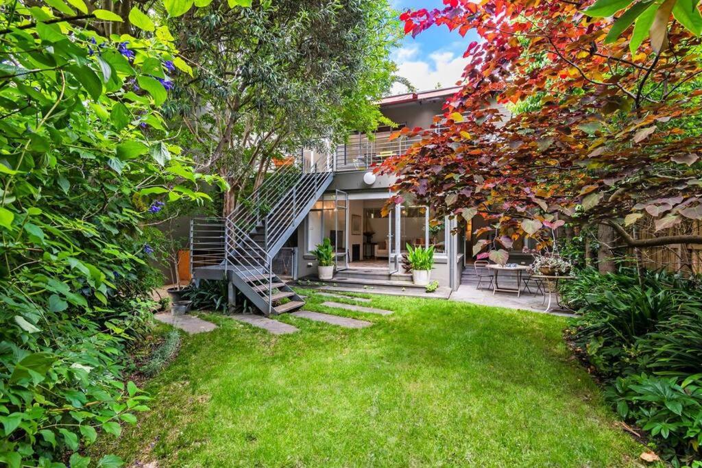Massive Mitford Large Luxurious 1st Class 4 Bdrm