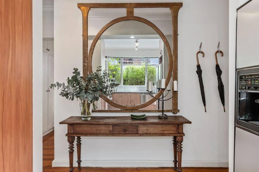 Sensational Stylish and so very South Yarra 2BR