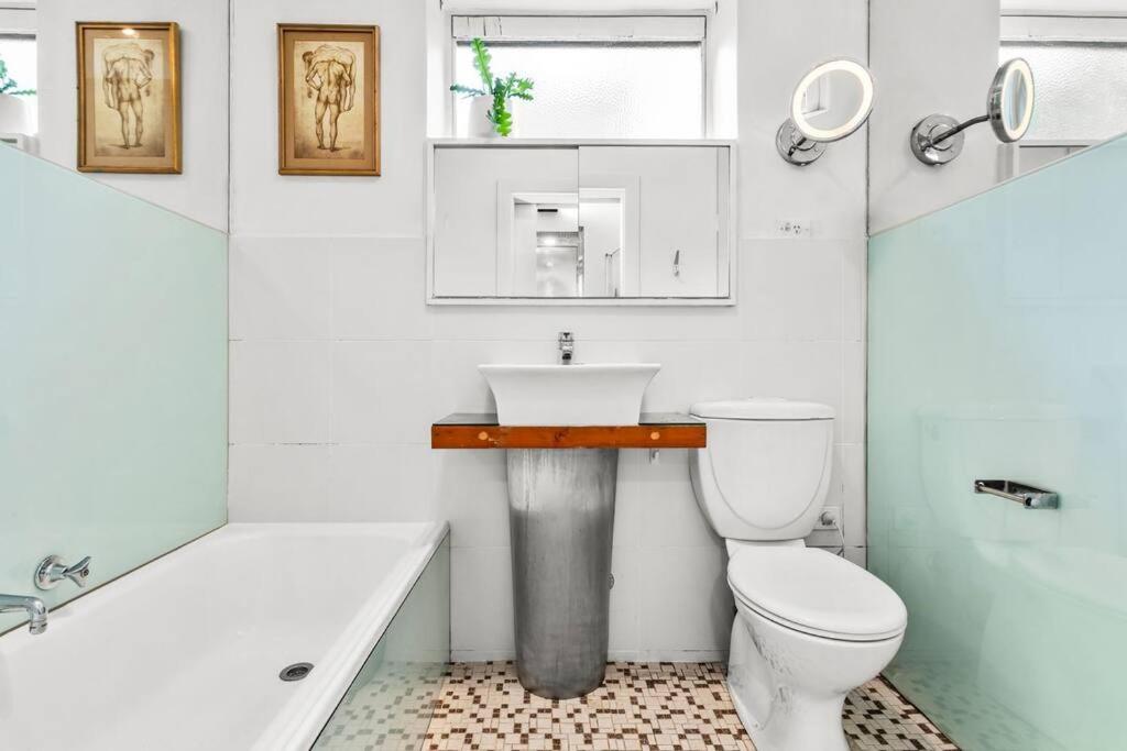 Sensational Stylish and so very South Yarra 2BR