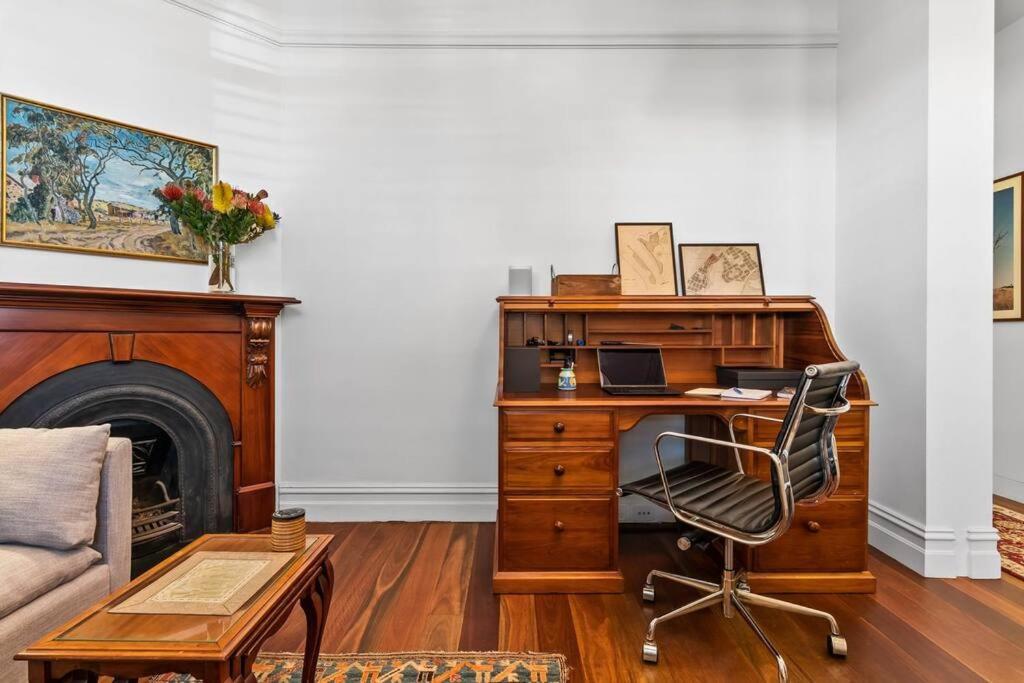 A1 Architectural Sth Melb Home Sleeps 4 Martin