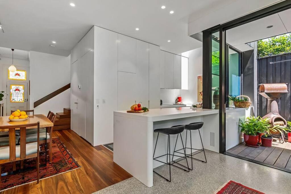 A1 Architectural Sth Melb Home Sleeps 4 Martin