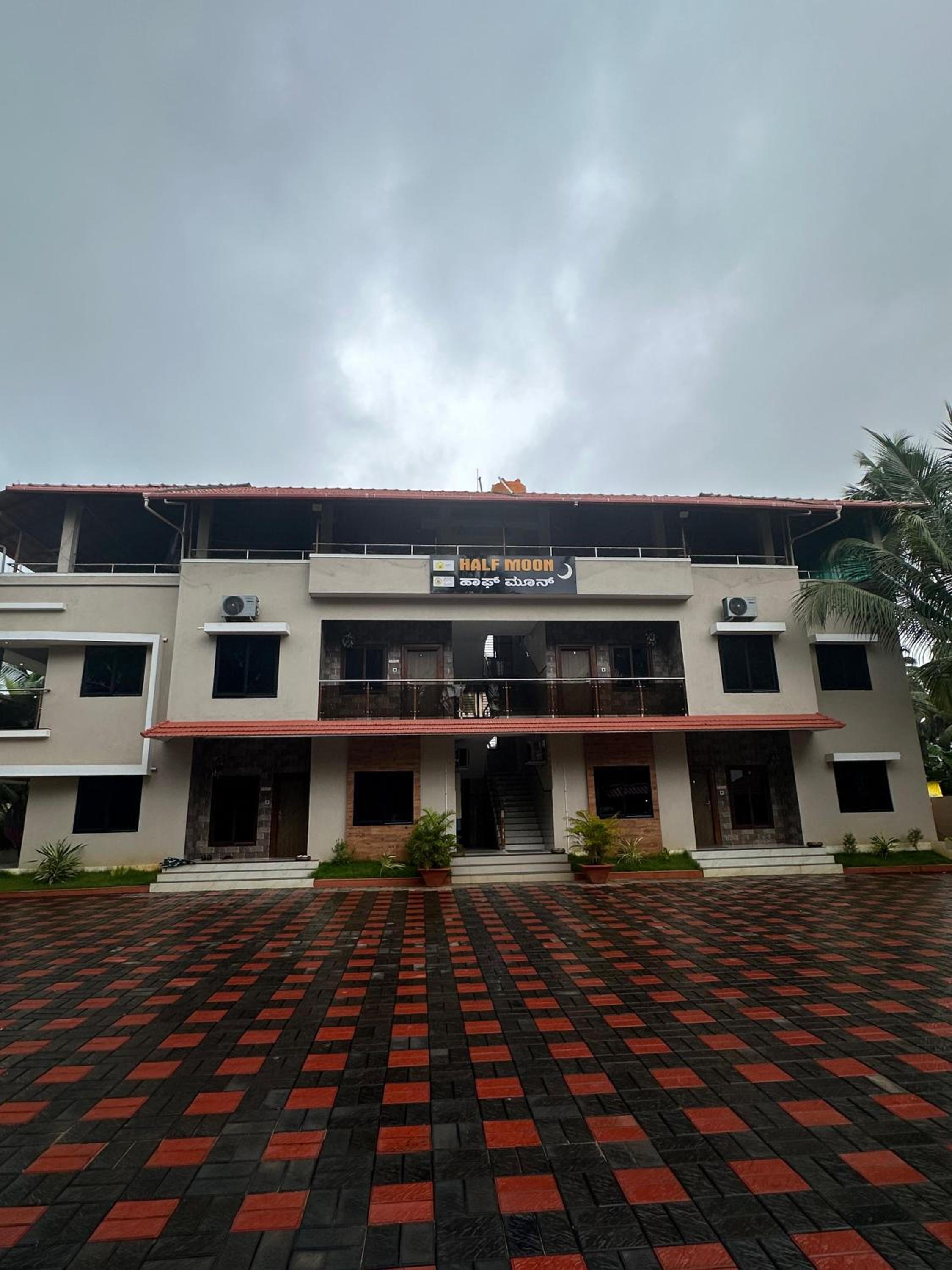 Halfmoon Homestay