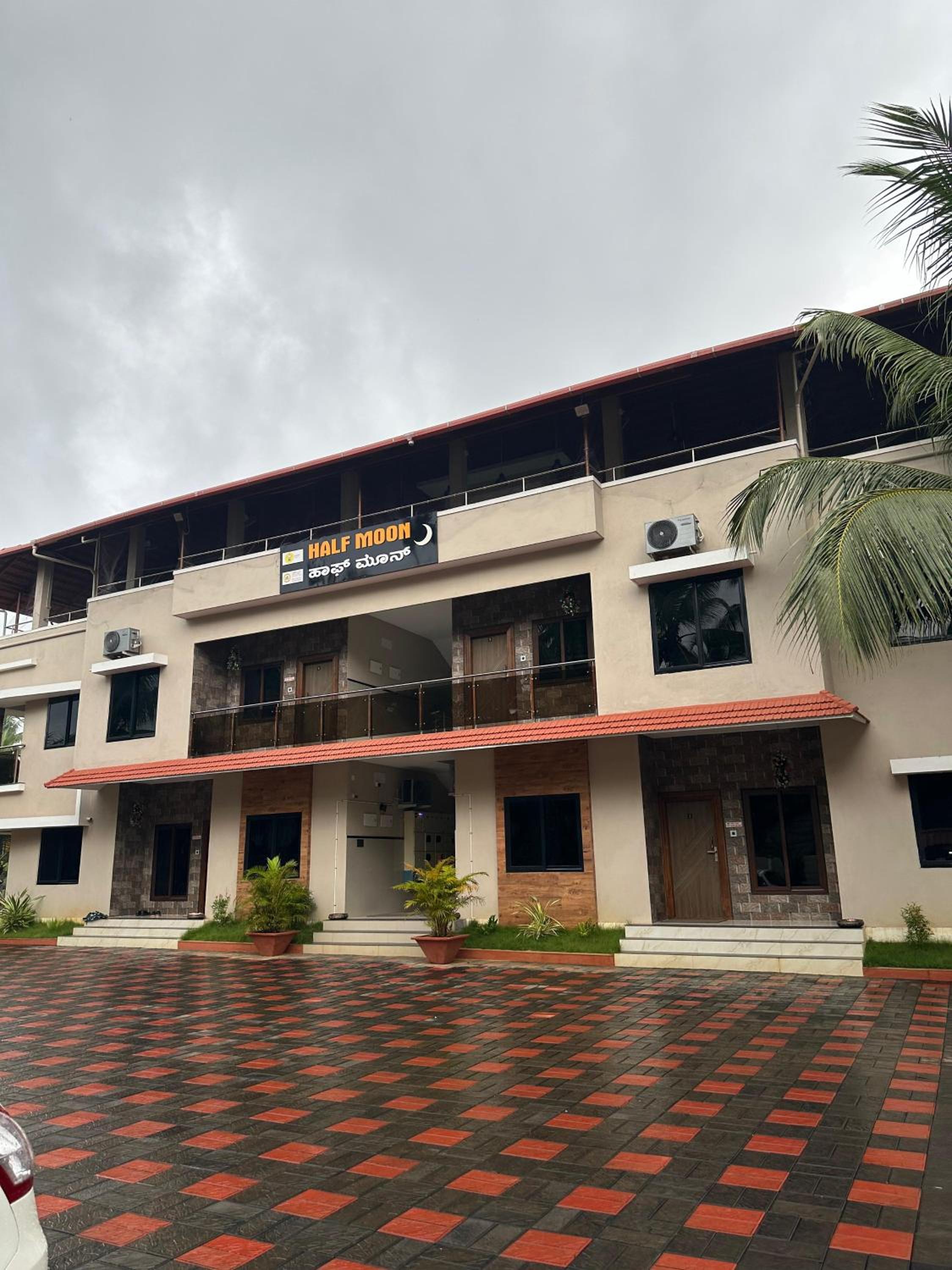 Halfmoon Homestay
