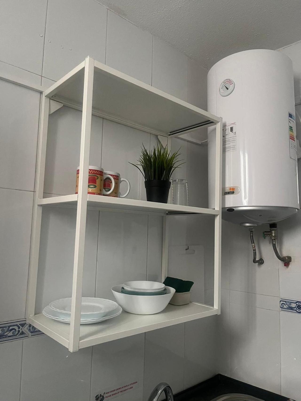 Zurita Apartment Sleeps 2 with Wi-Fi view 3