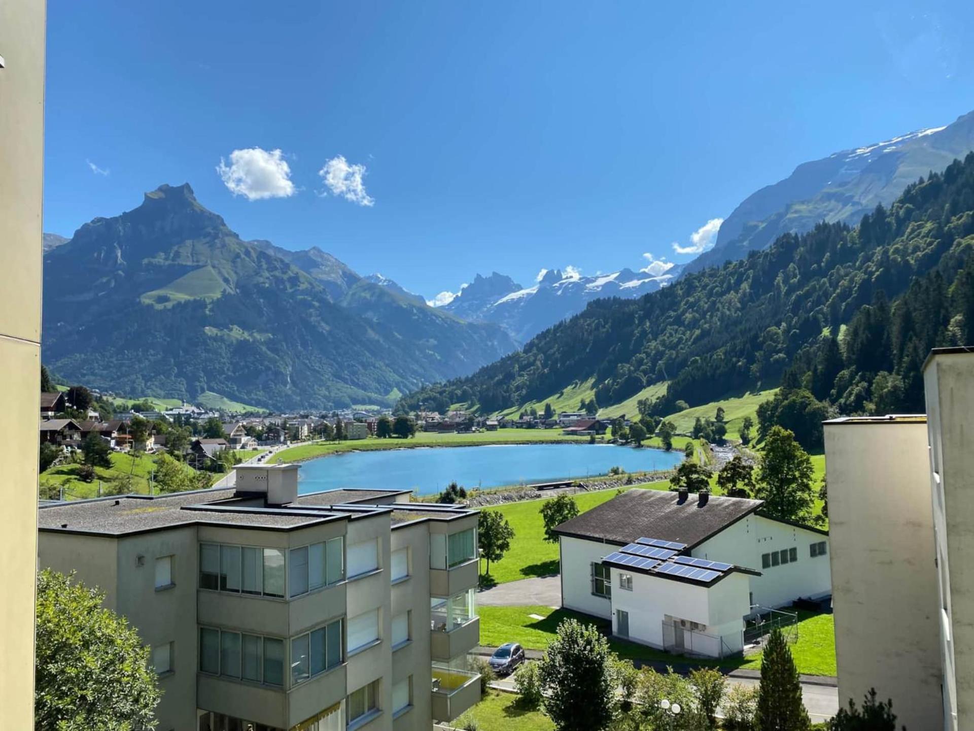 Wunderstay Alpine 203 Chic Studio with Balcony, Mountain and Lake view
