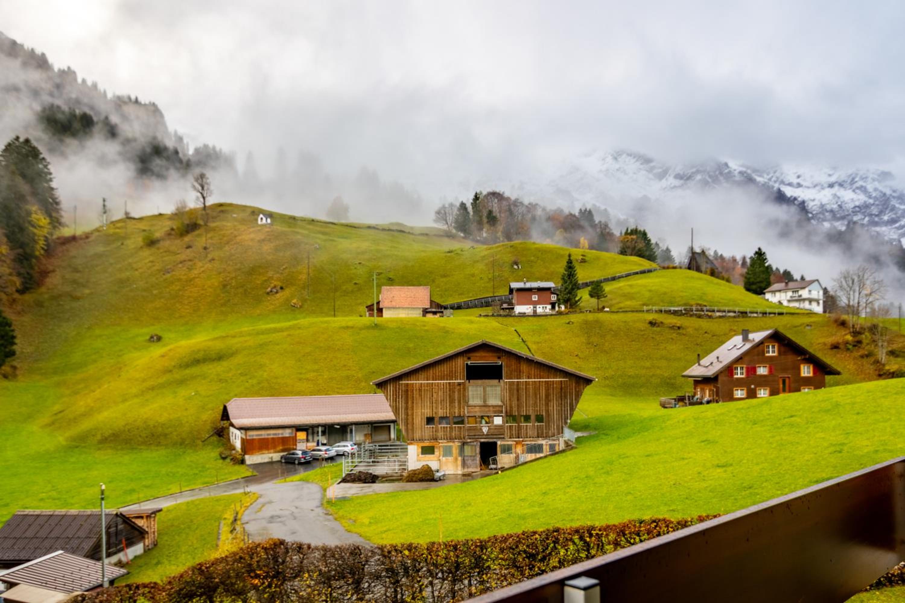 Wunderstay Alpine 203 Chic Studio with Balcony, Mountain and Lake view