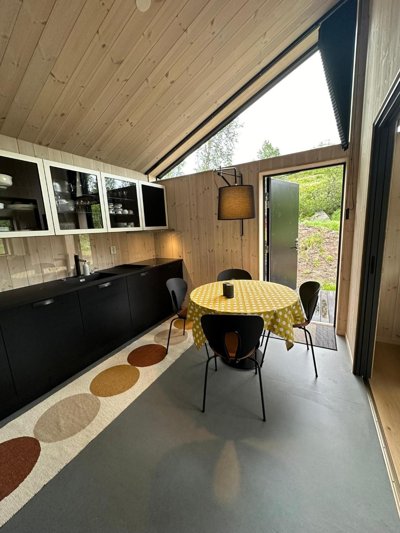 Moderne hytte med høy standard view 4