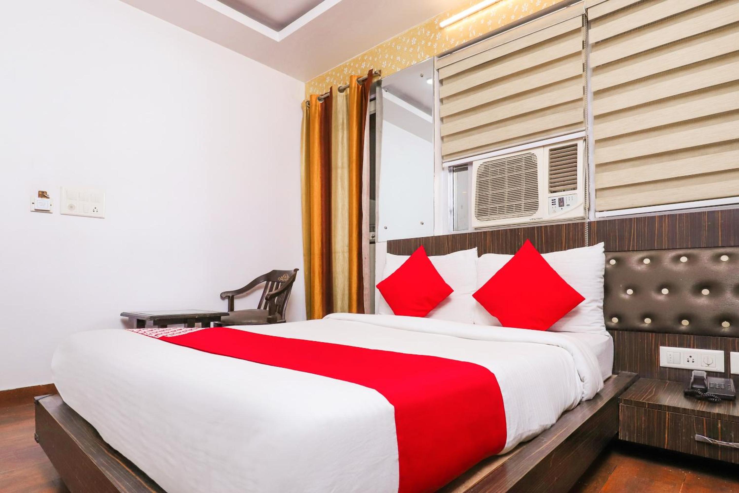 Hotel O Sehej Continental