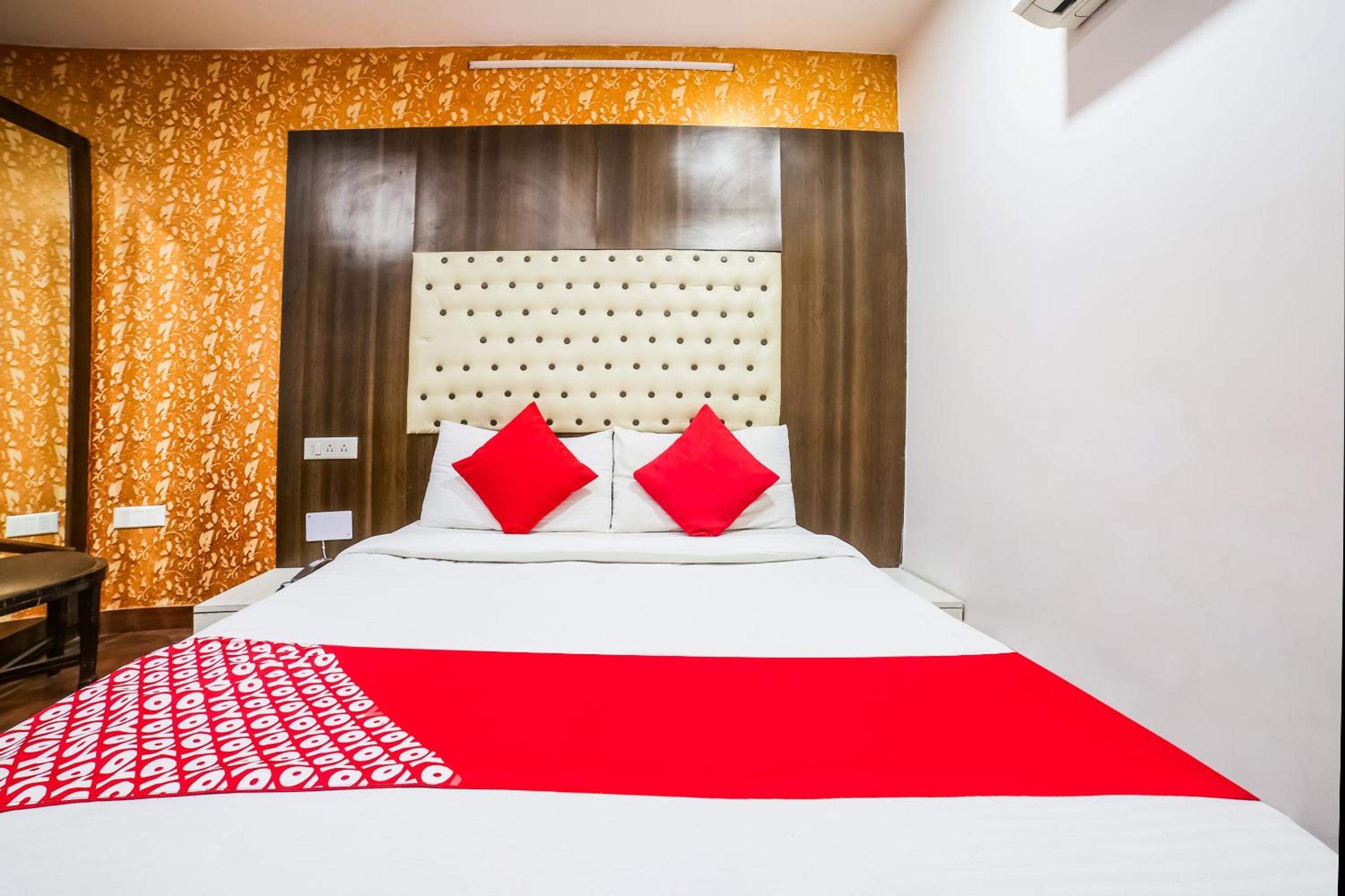 Hotel O Sehej Continental