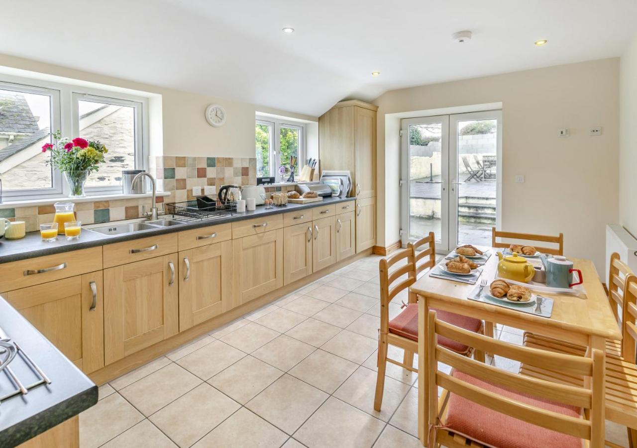 3 Bed in Porthleven oc-atlant