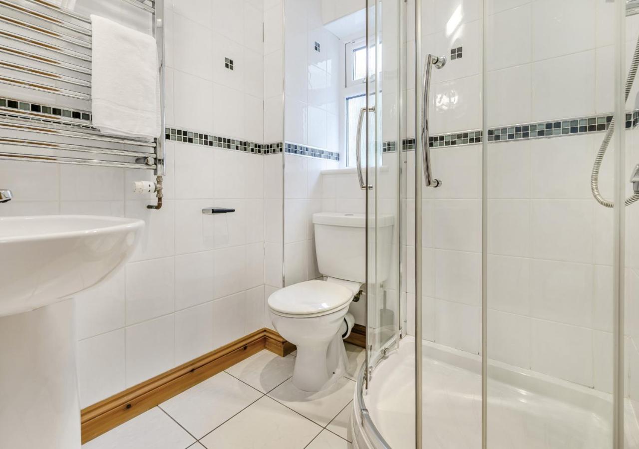 3 Bed in Porthleven oc-atlant