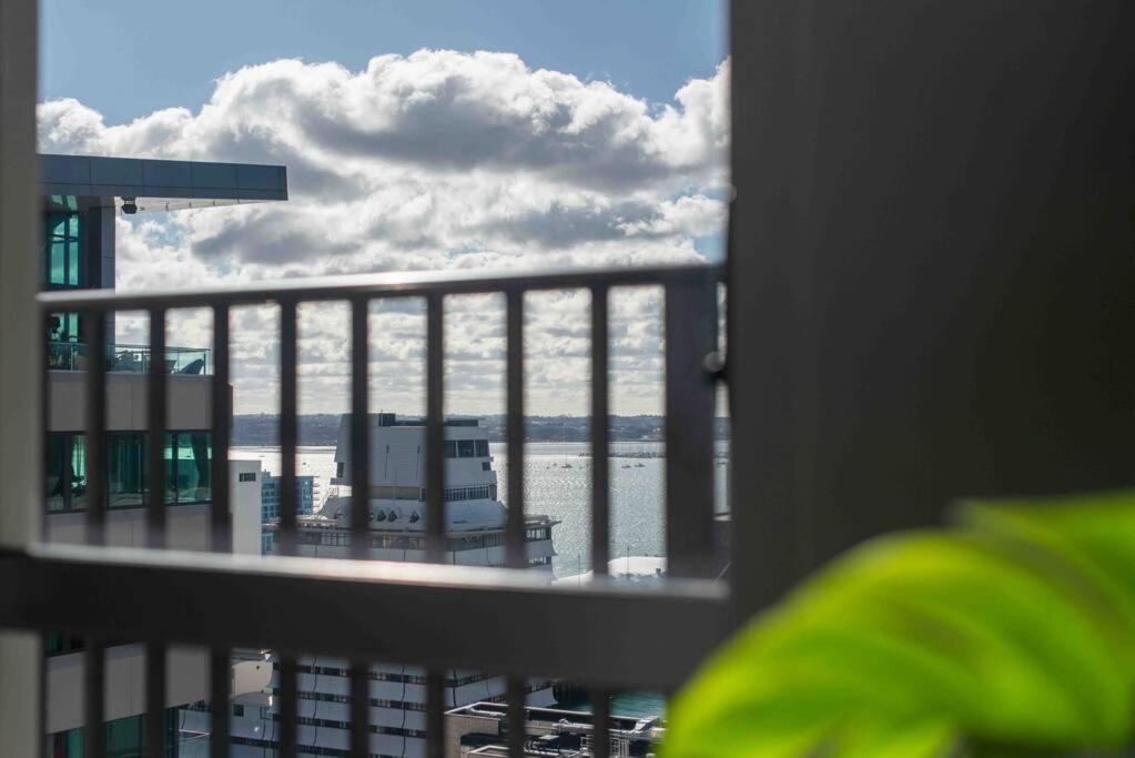 Character Apartment in Central Downtown Auckland