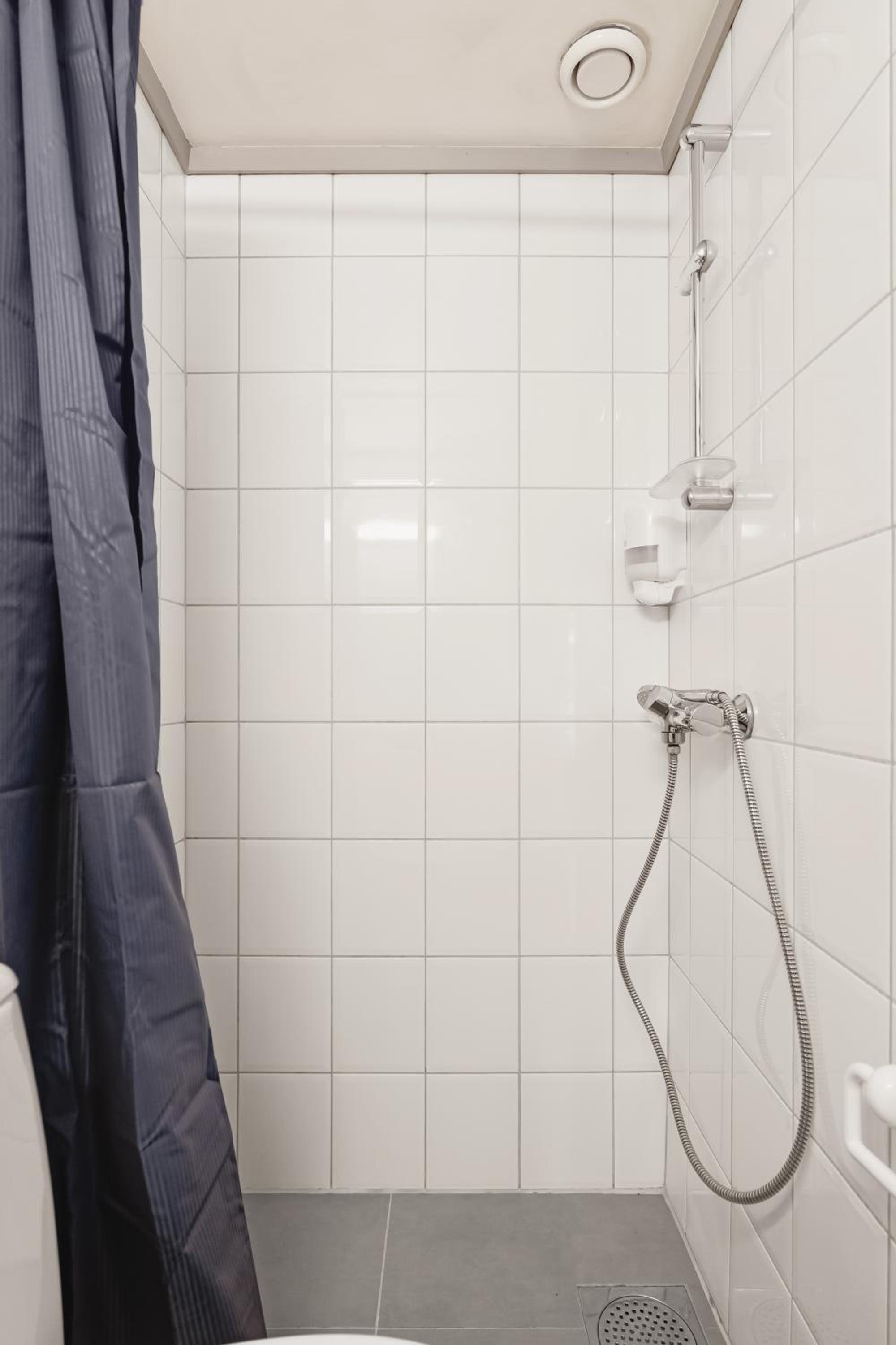 Dinbnb Apartments I Explore Bergen! I 650m To Bryggen I Easy Check-in view 4