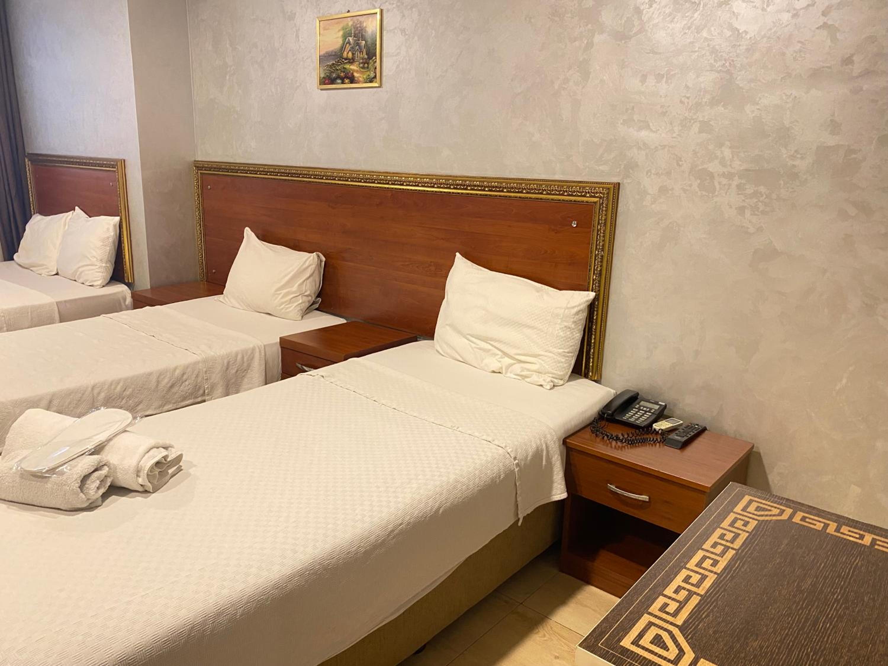 Real Life Otel - Image 46