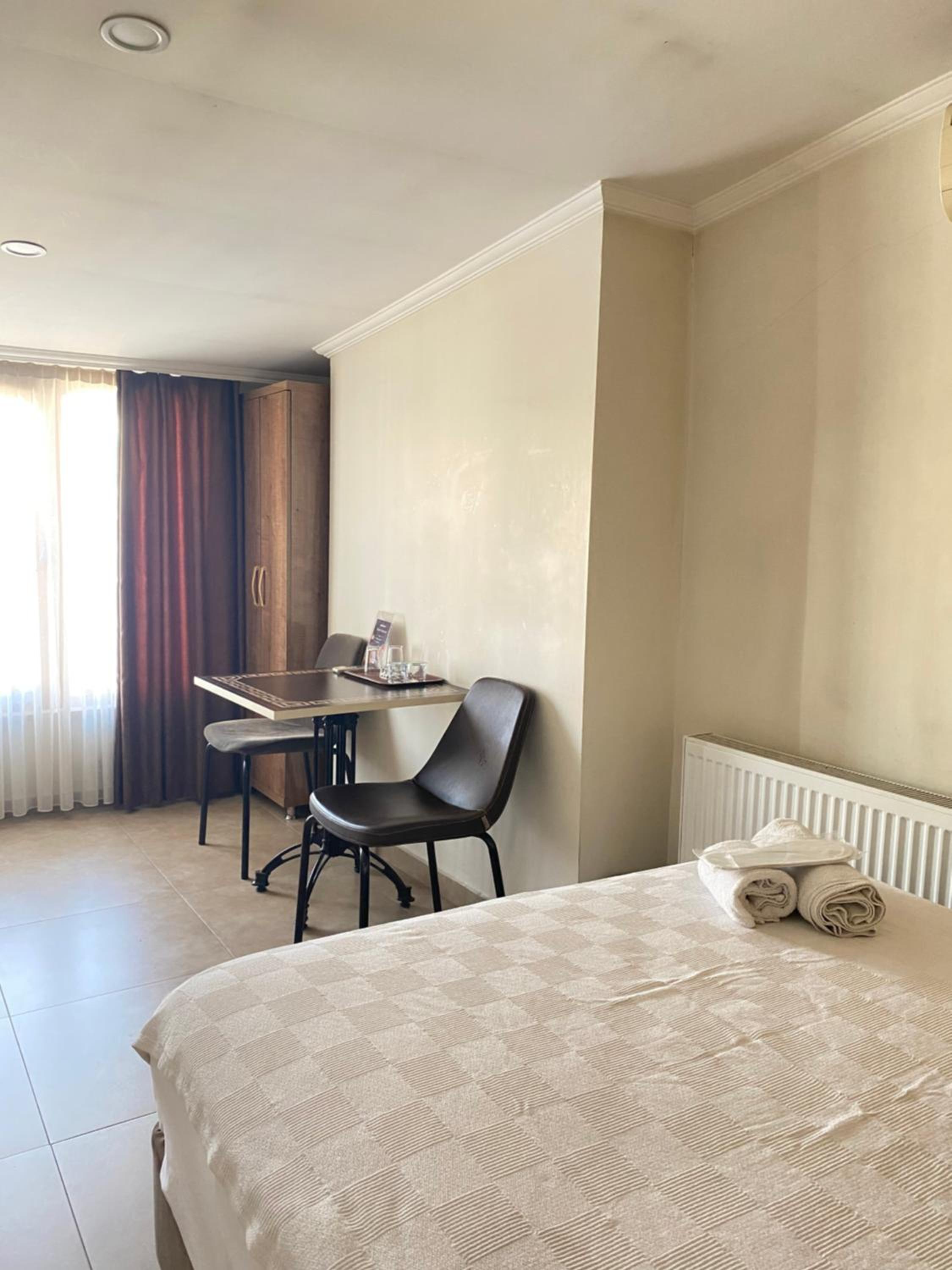 Real Life Otel - Image 38