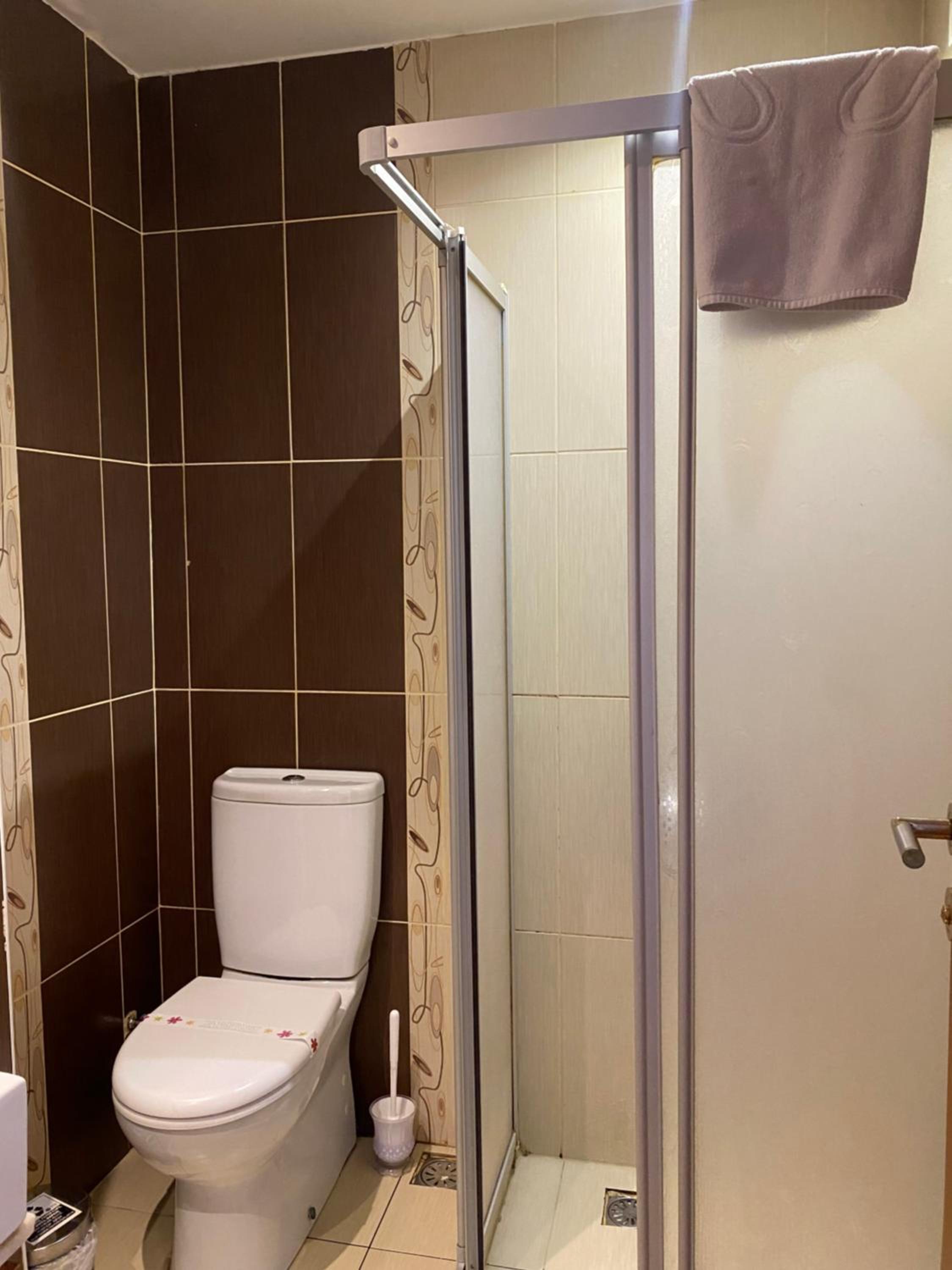 Real Life Otel - Image 9