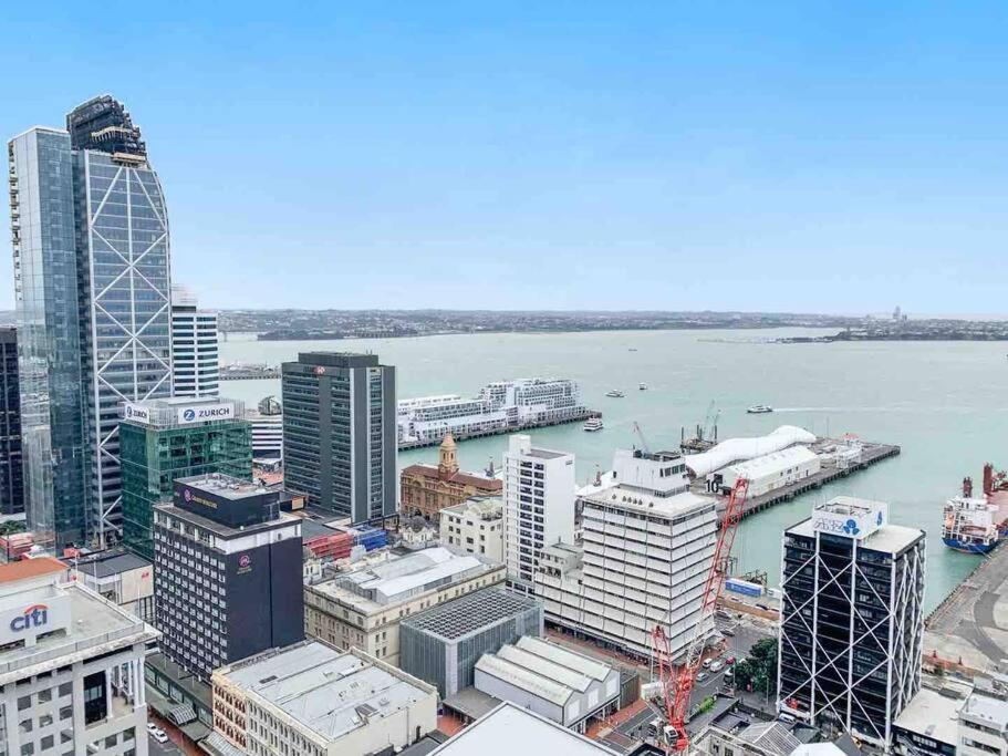 Character Apartment in Central Downtown Auckland