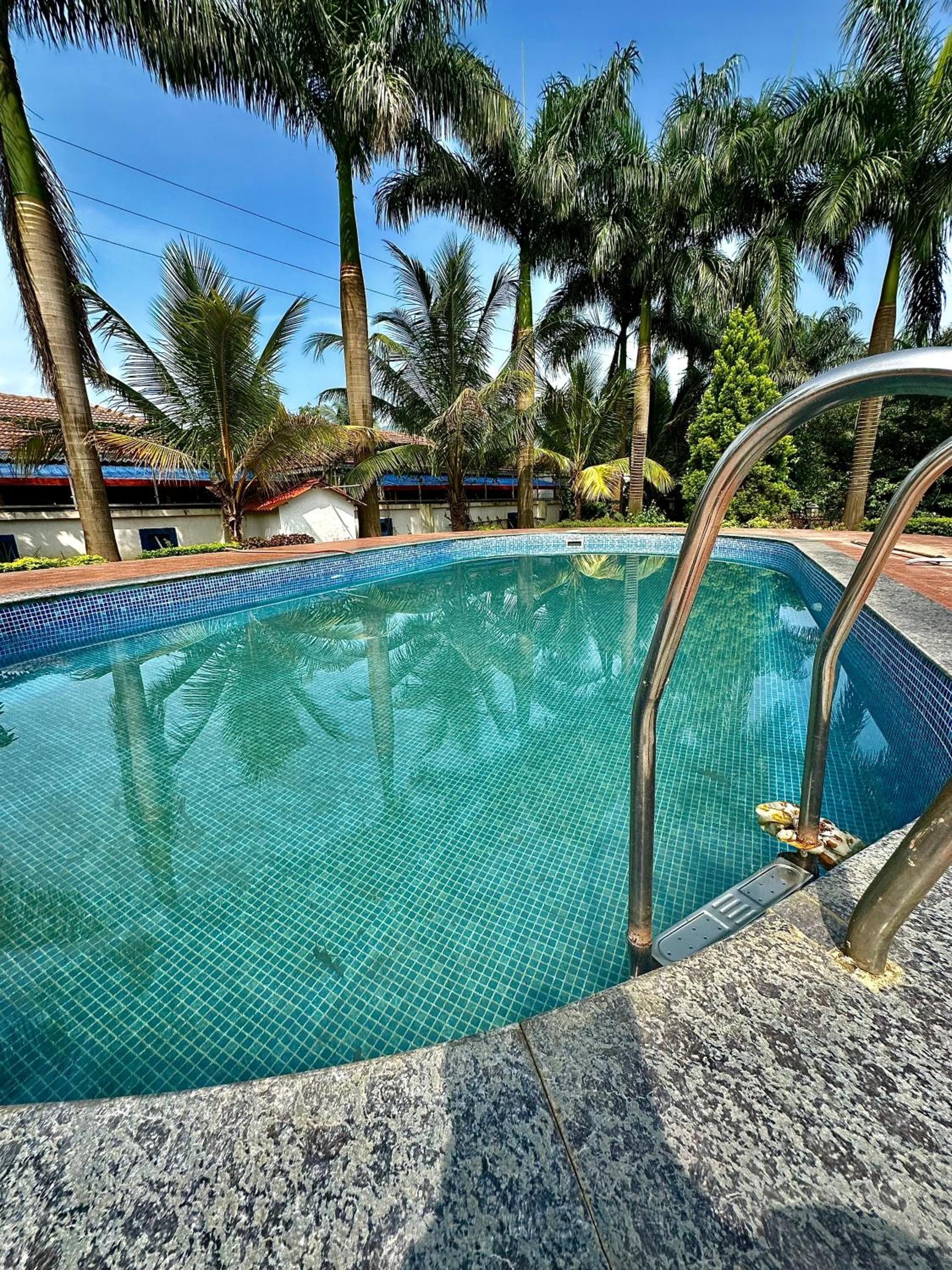 Mount farm - karjat big 5bhk view 2