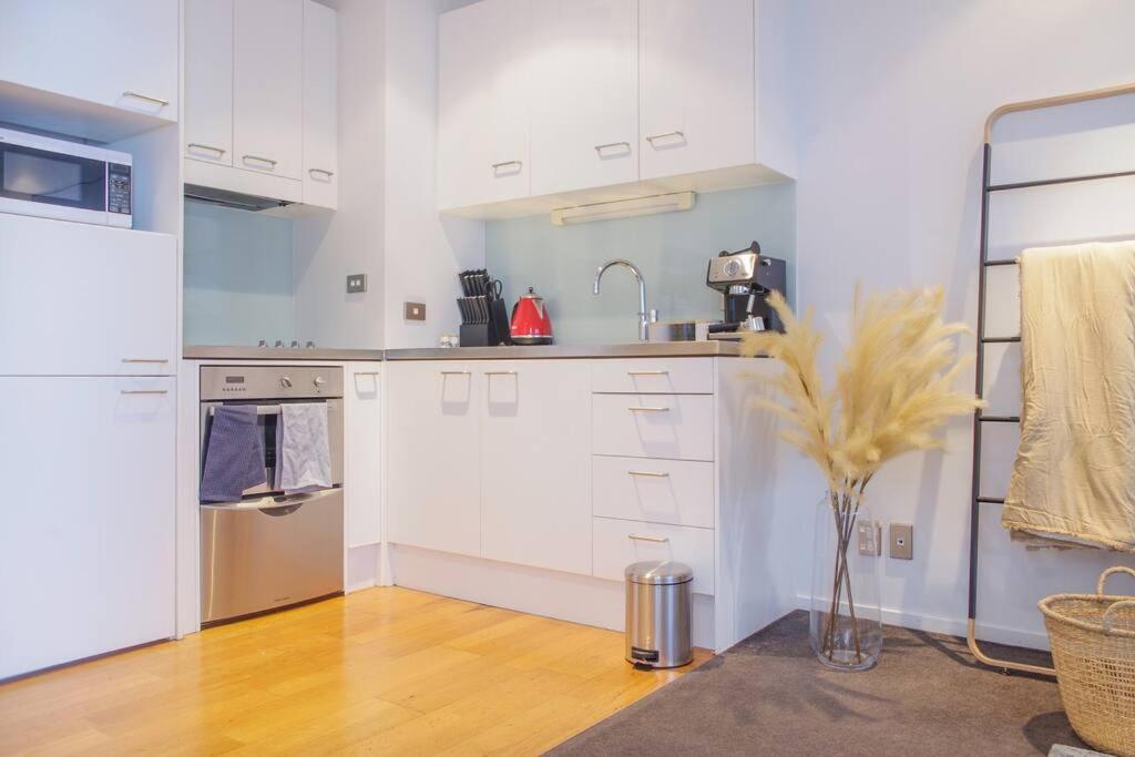 Character Apartment in Central Downtown Auckland