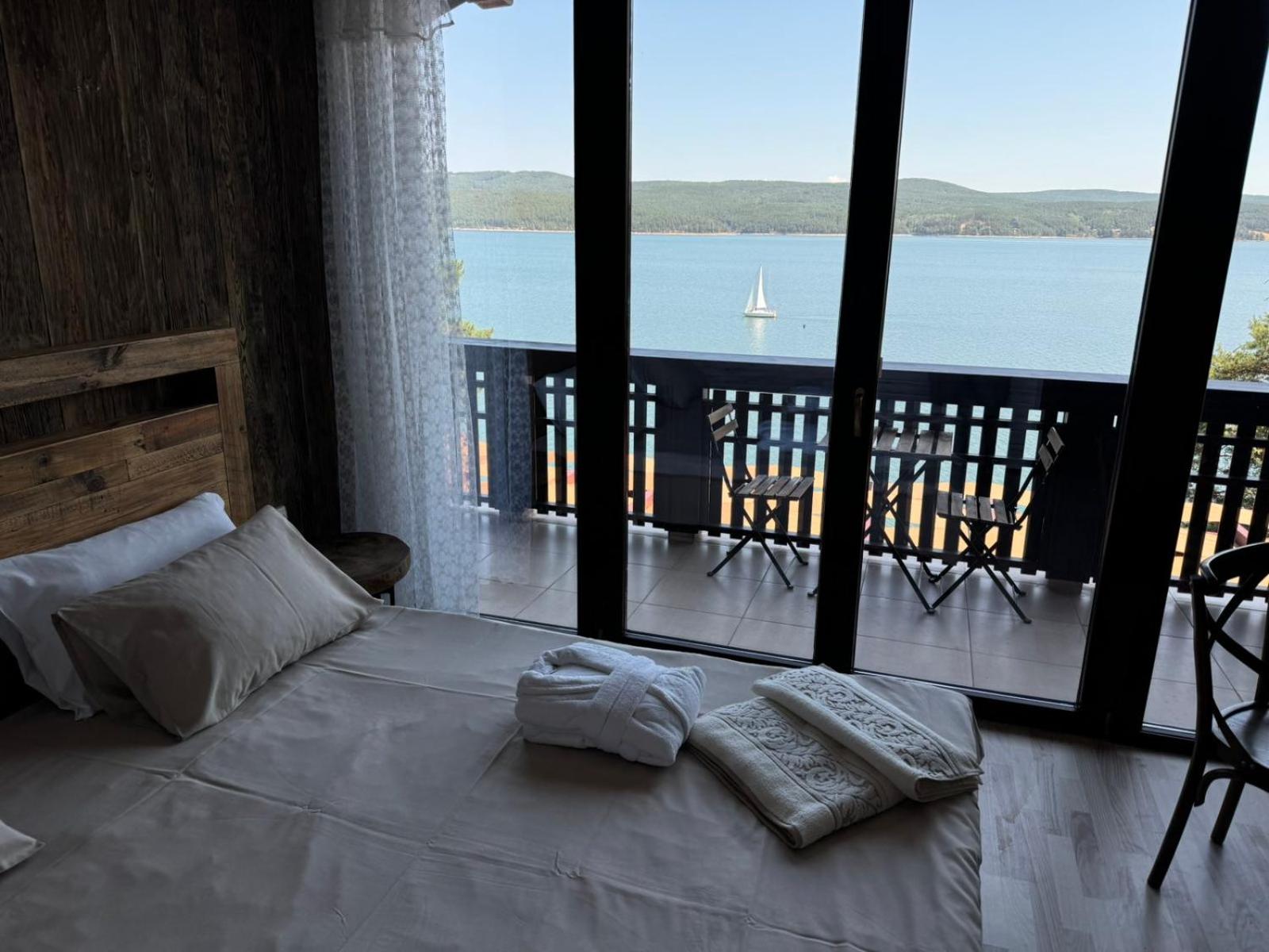 Villa Iskar Lake Residence by BookVillaBG