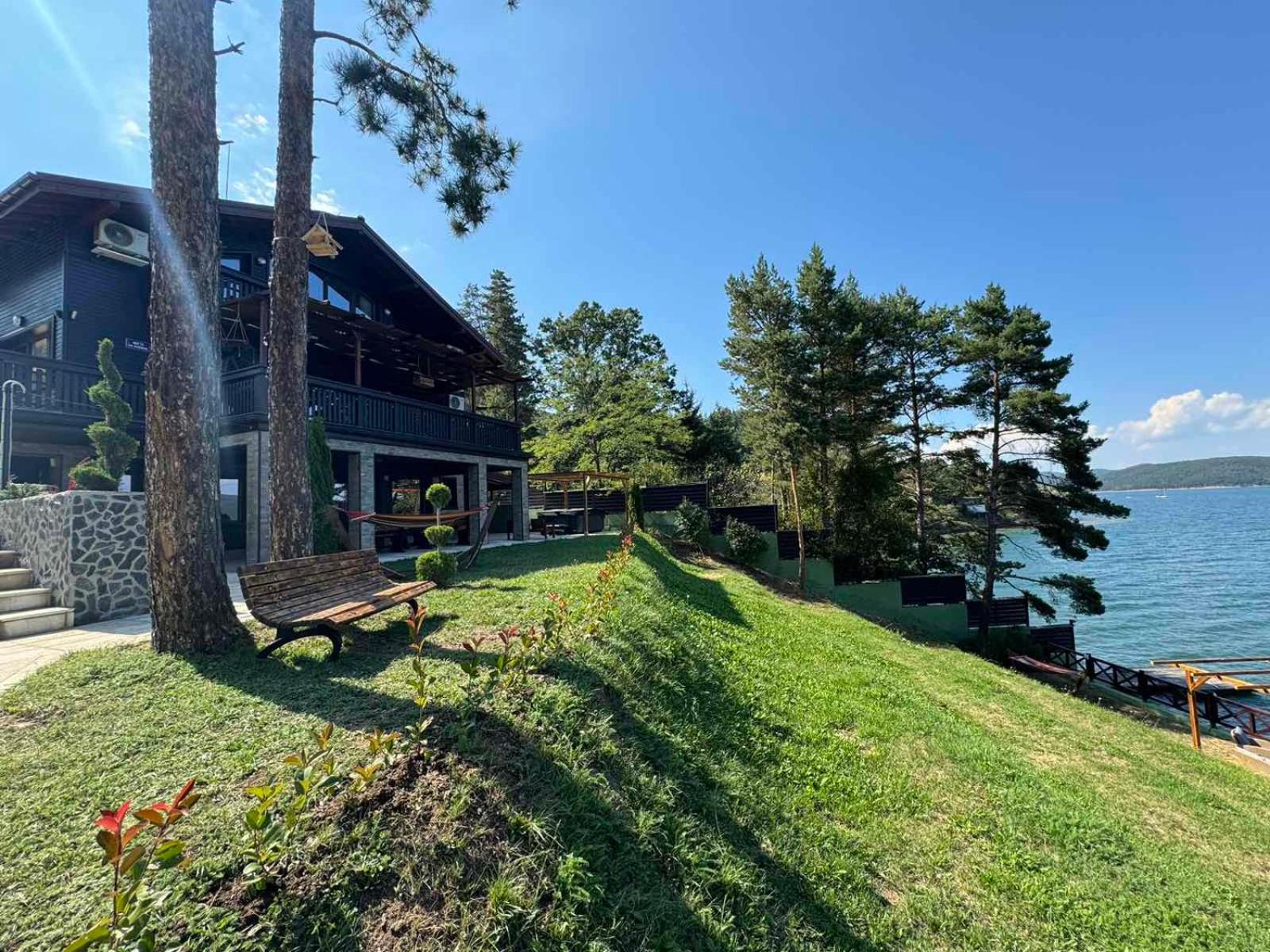 Villa Iskar Lake Residence by BookVillaBG