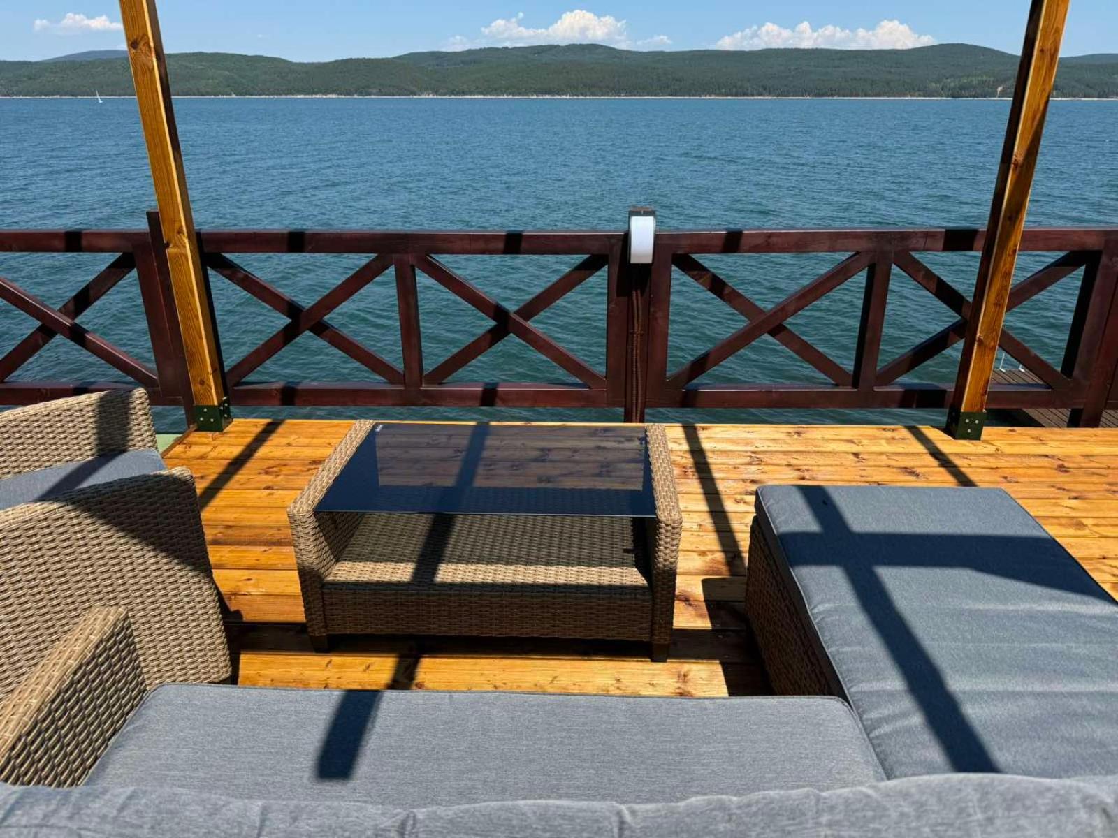 Villa Iskar Lake Residence by BookVillaBG