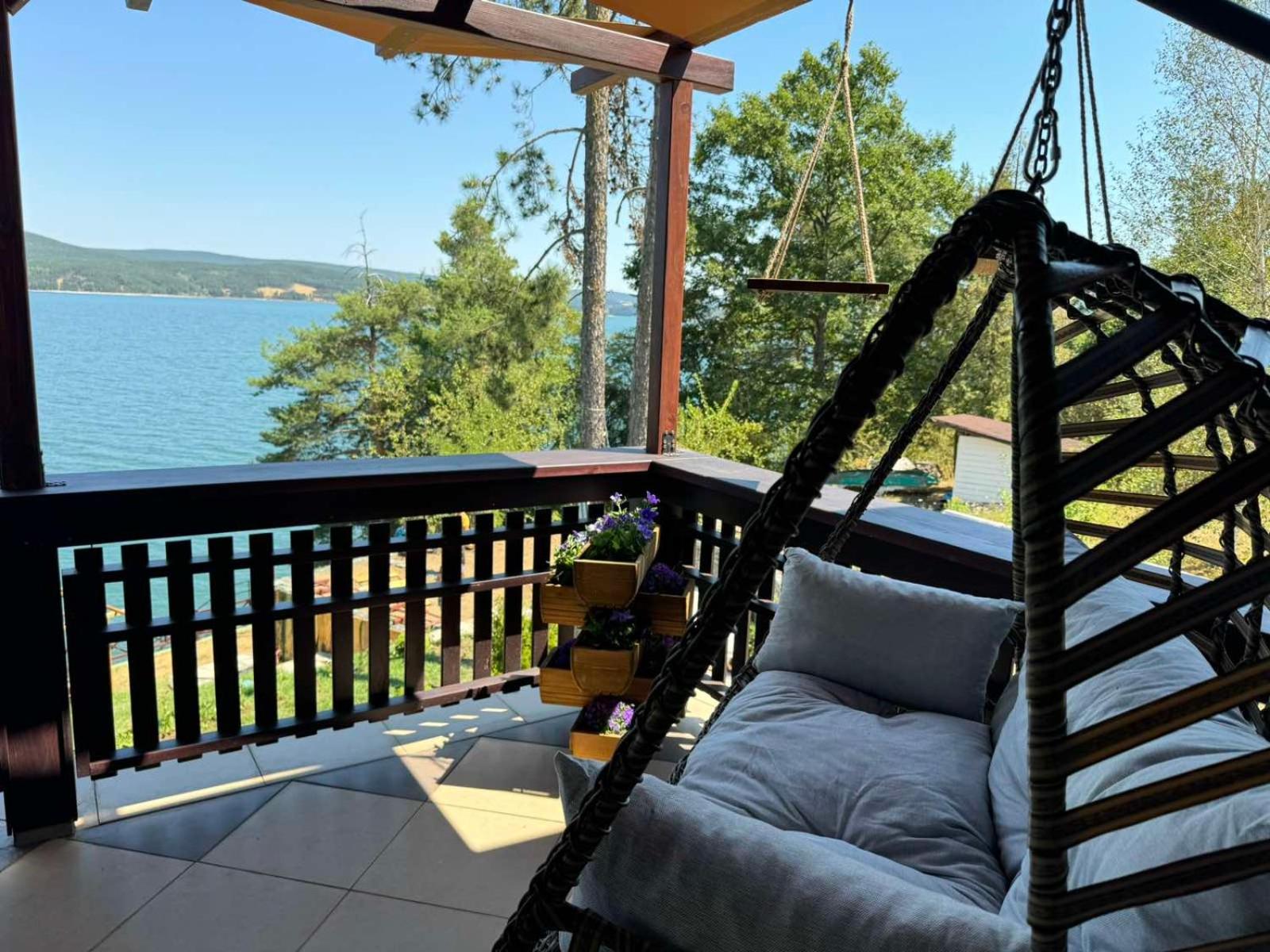 Villa Iskar Lake Residence by BookVillaBG