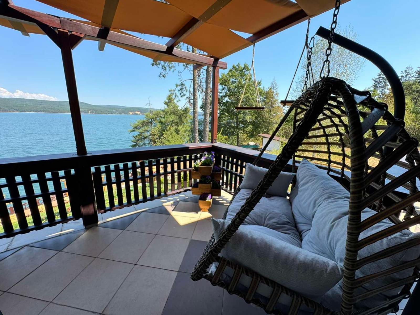 Villa Iskar Lake Residence by BookVillaBG