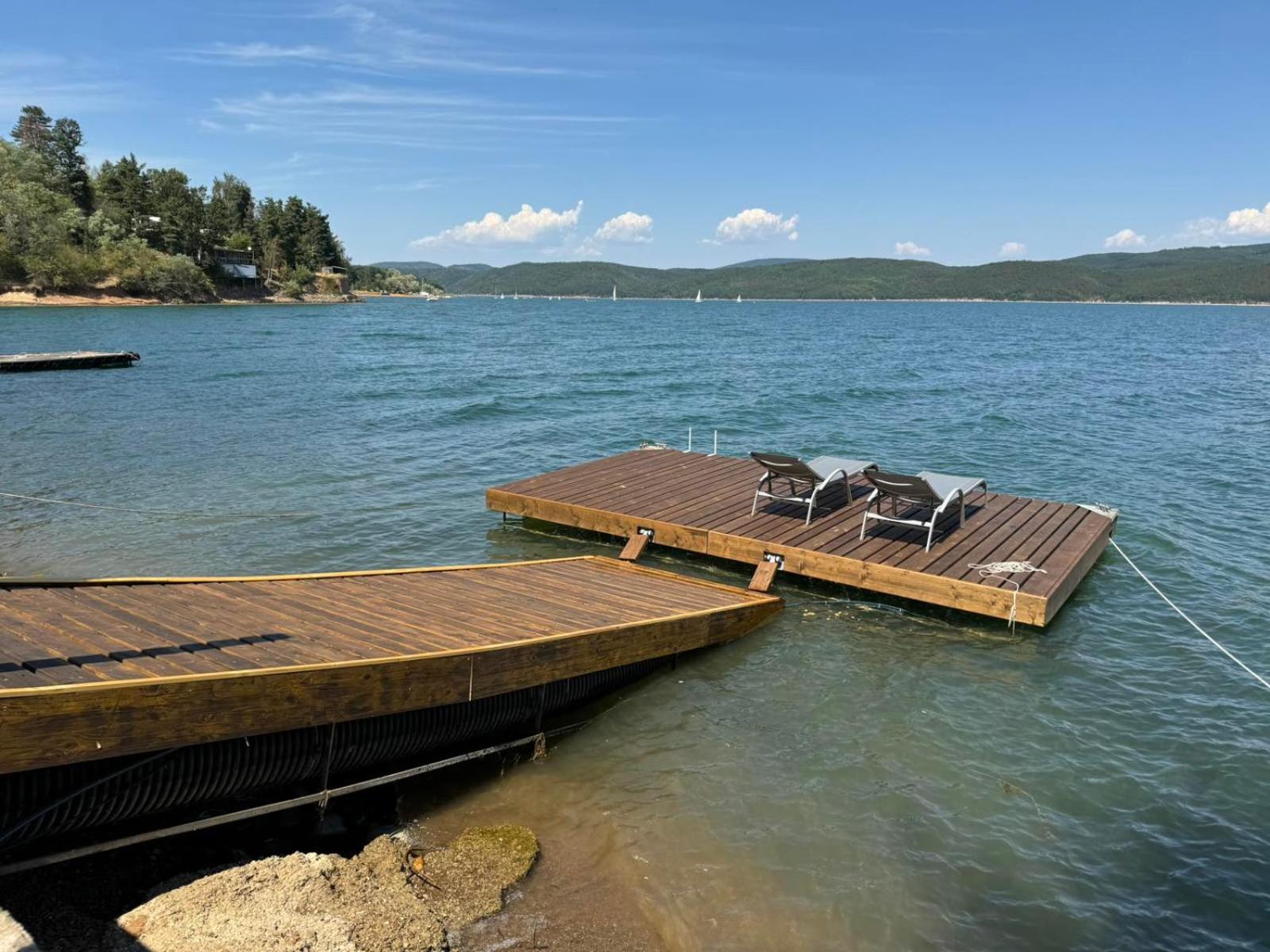 Villa Iskar Lake Residence by BookVillaBG