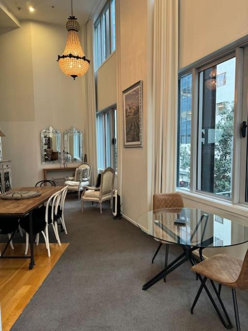 Character Apartment in Central Downtown Auckland