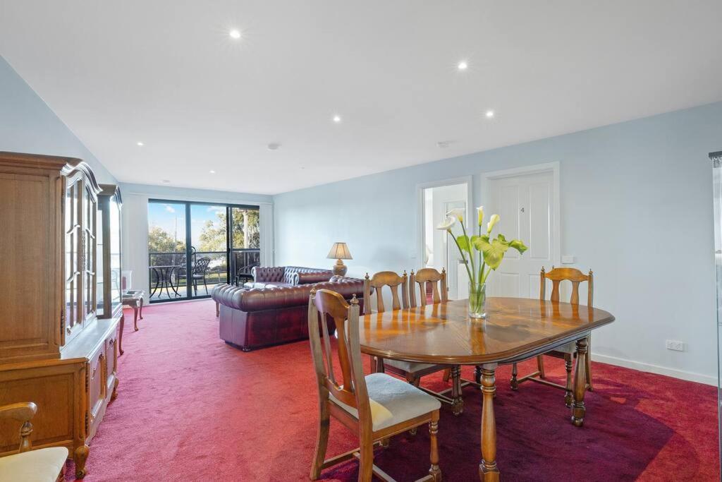 Moonlight Bay - Apt 1