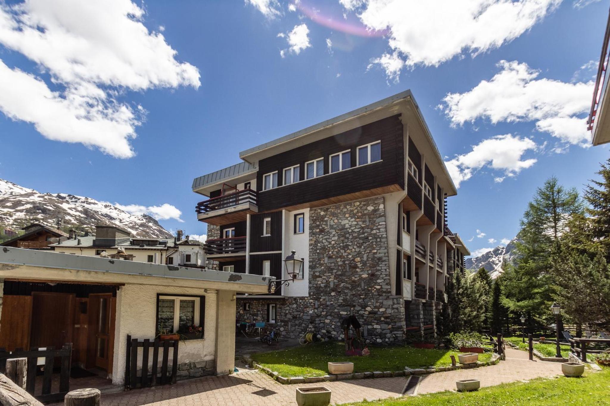 HelloCHALET - Pandora Snowflake