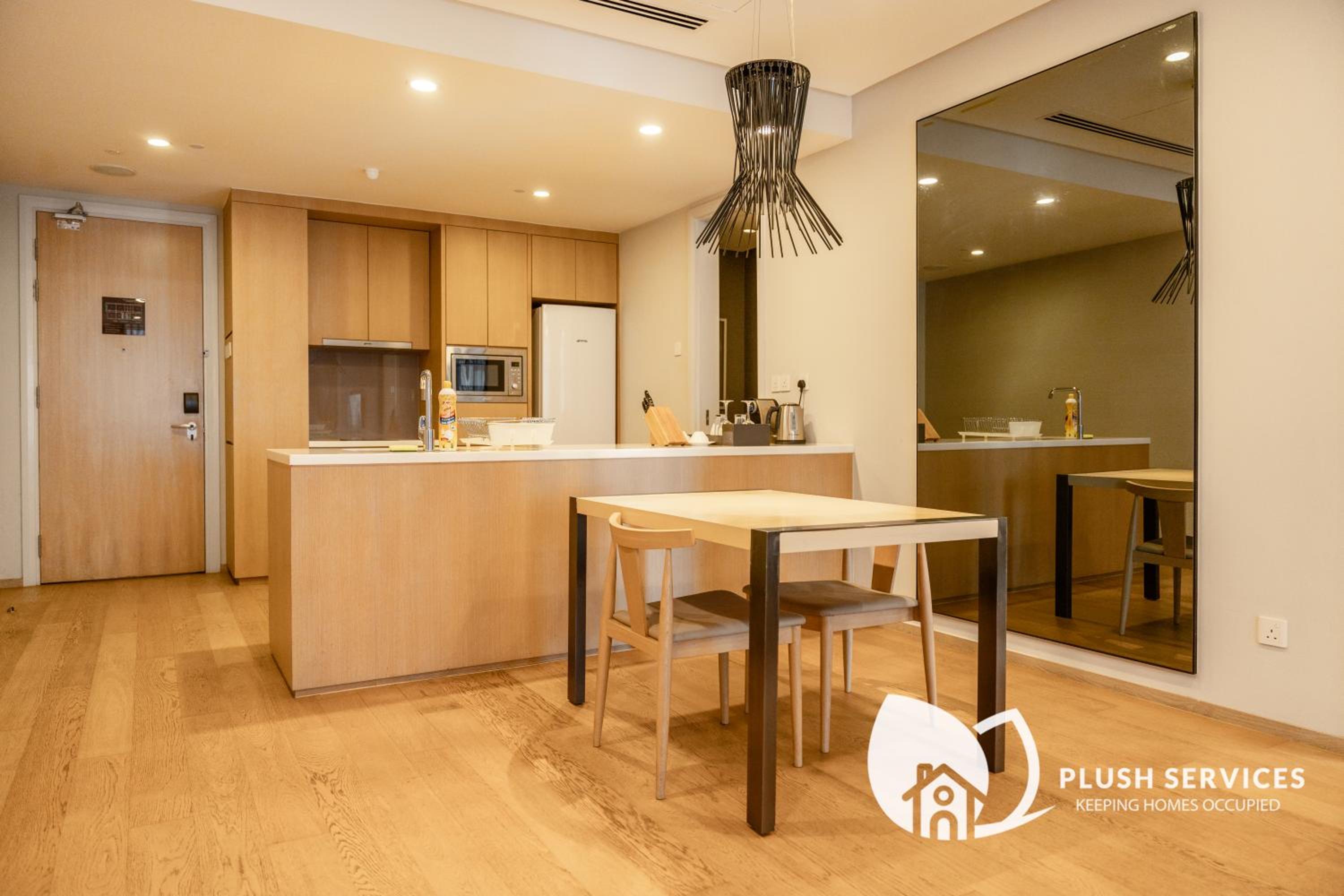 188 Premium Suites by Plush