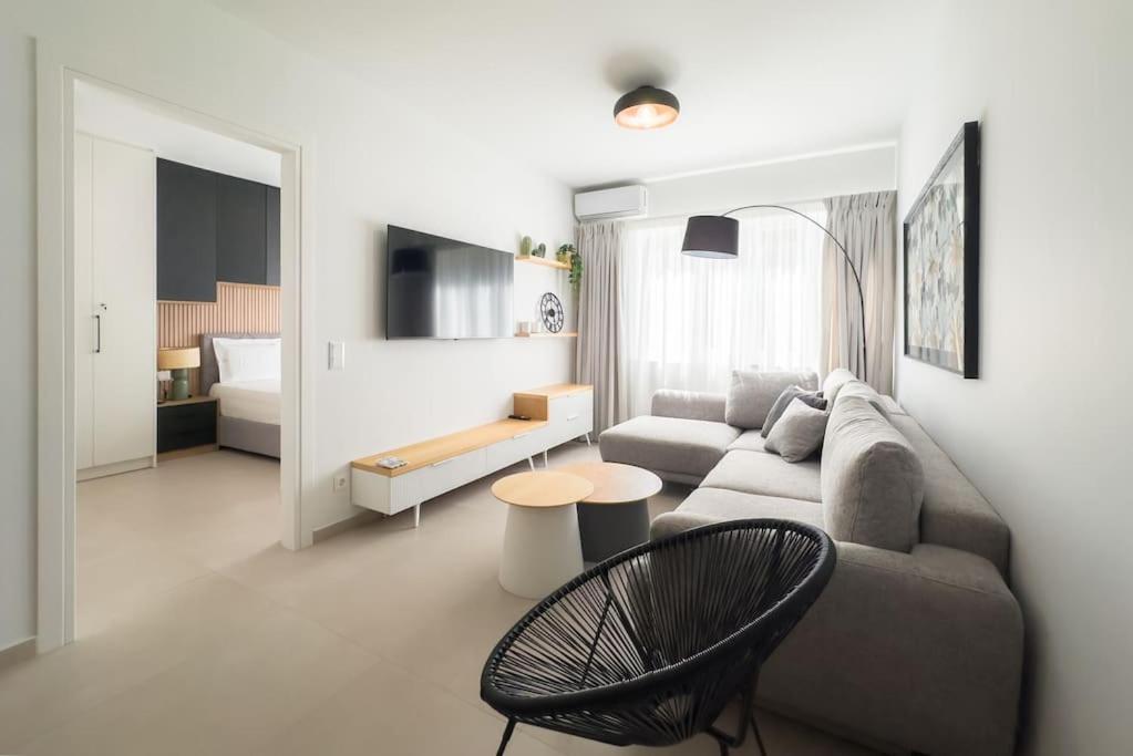 Stylish Comfort Apt in Athens Centre