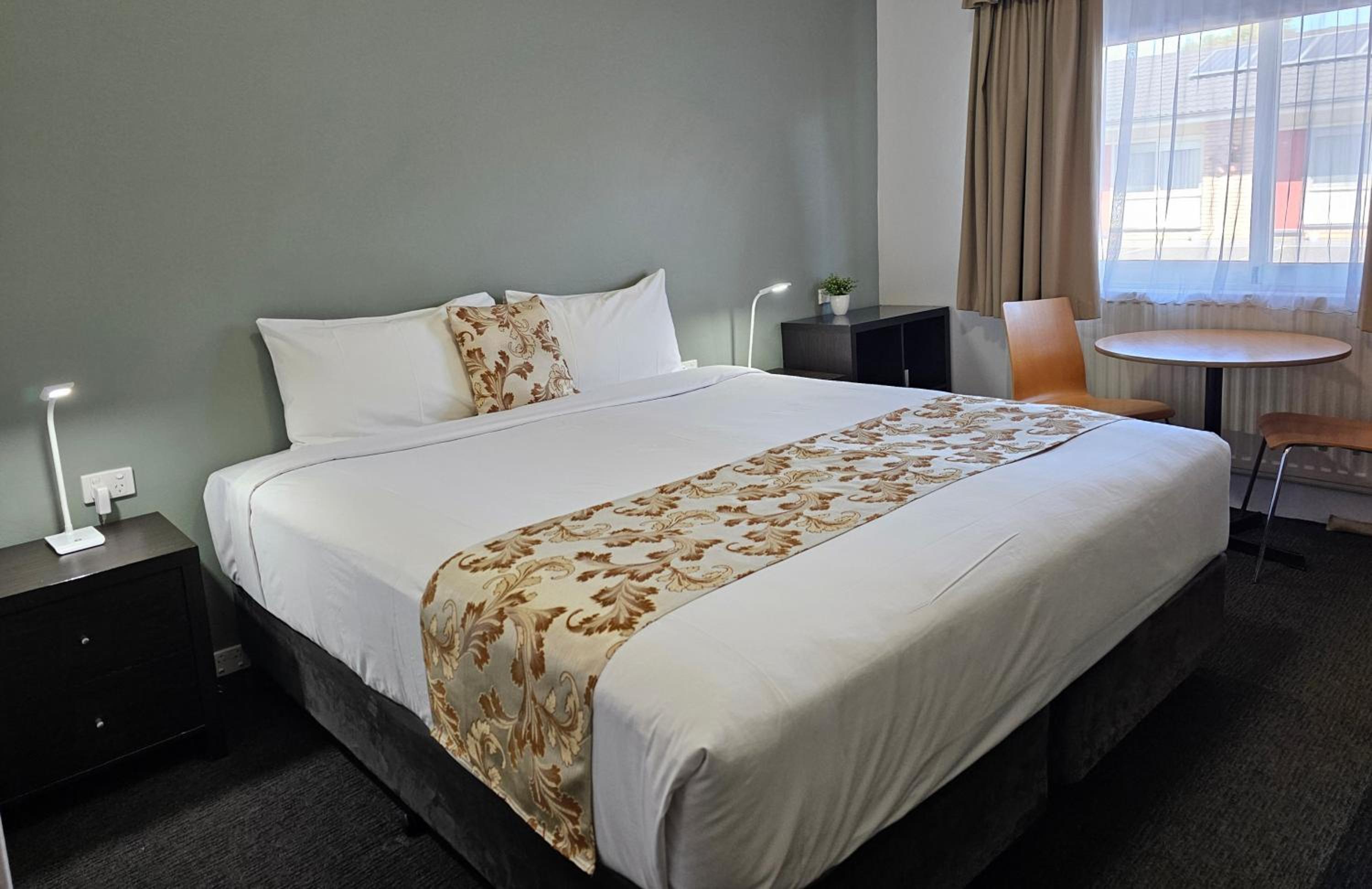 Country Lodge Motor Inn