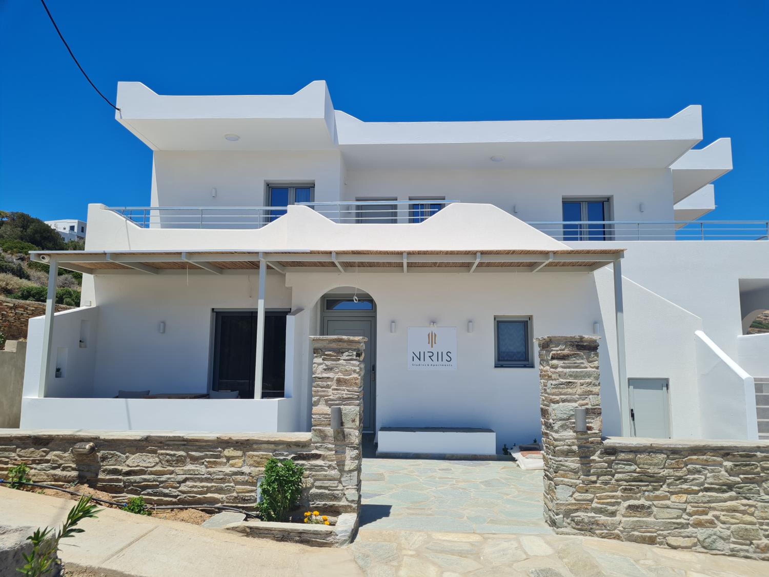 Niriis Sea View Apartments Pasithea & Psamathe Batsi