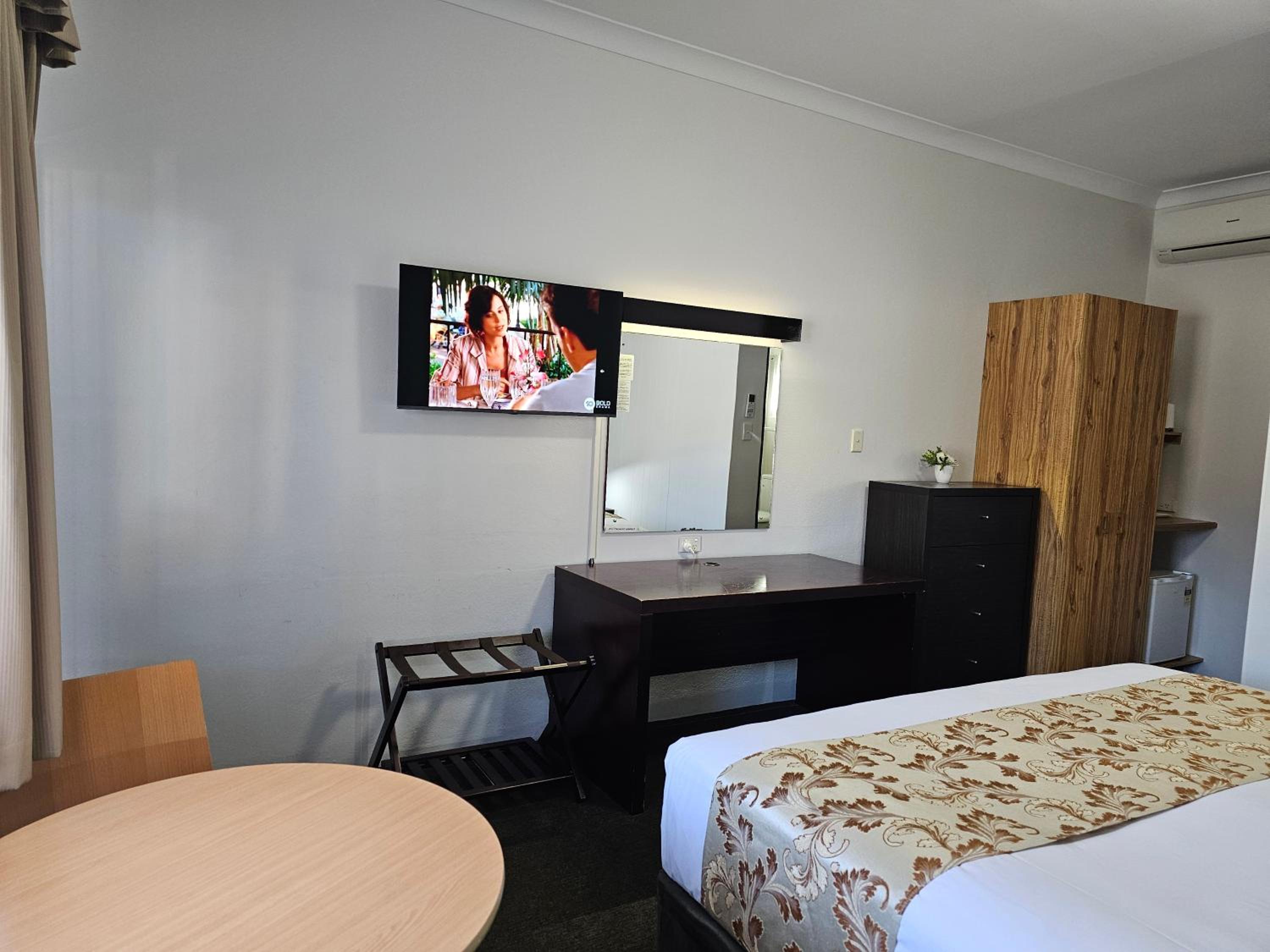 Country Lodge Motor Inn