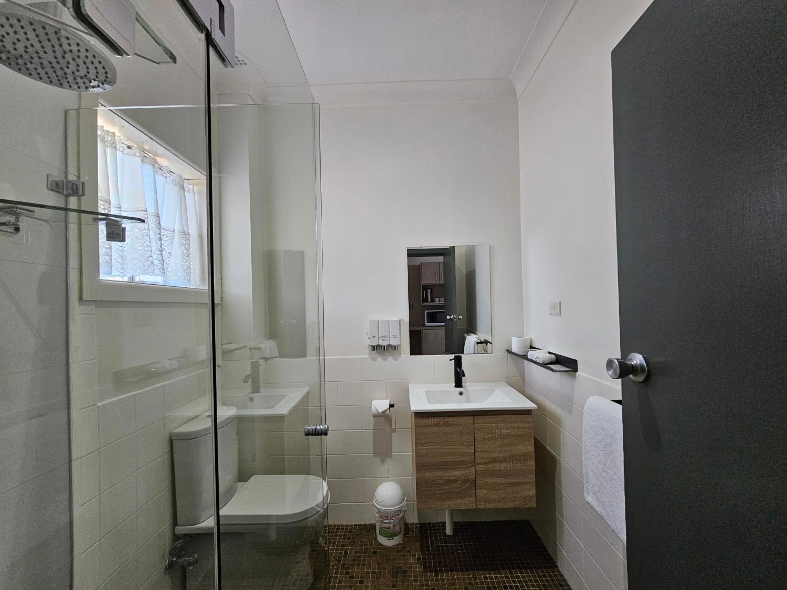 Country Lodge Motor Inn