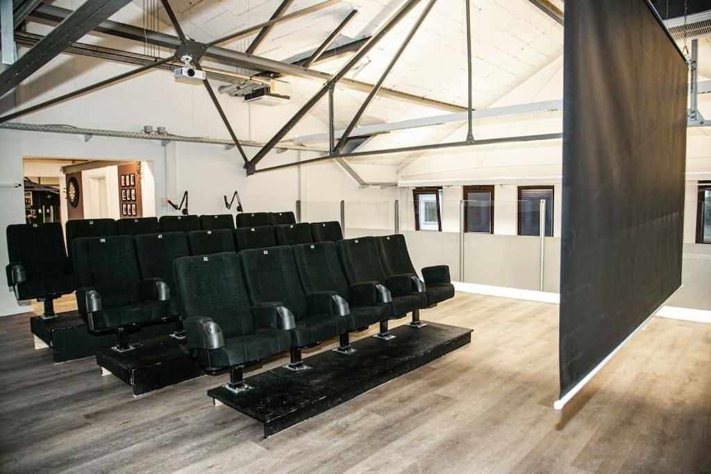 meeting & event spaces