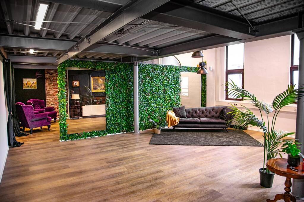 meeting & event spaces
