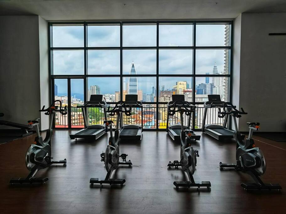 Pretty Room with balcony klcc view in Chamber