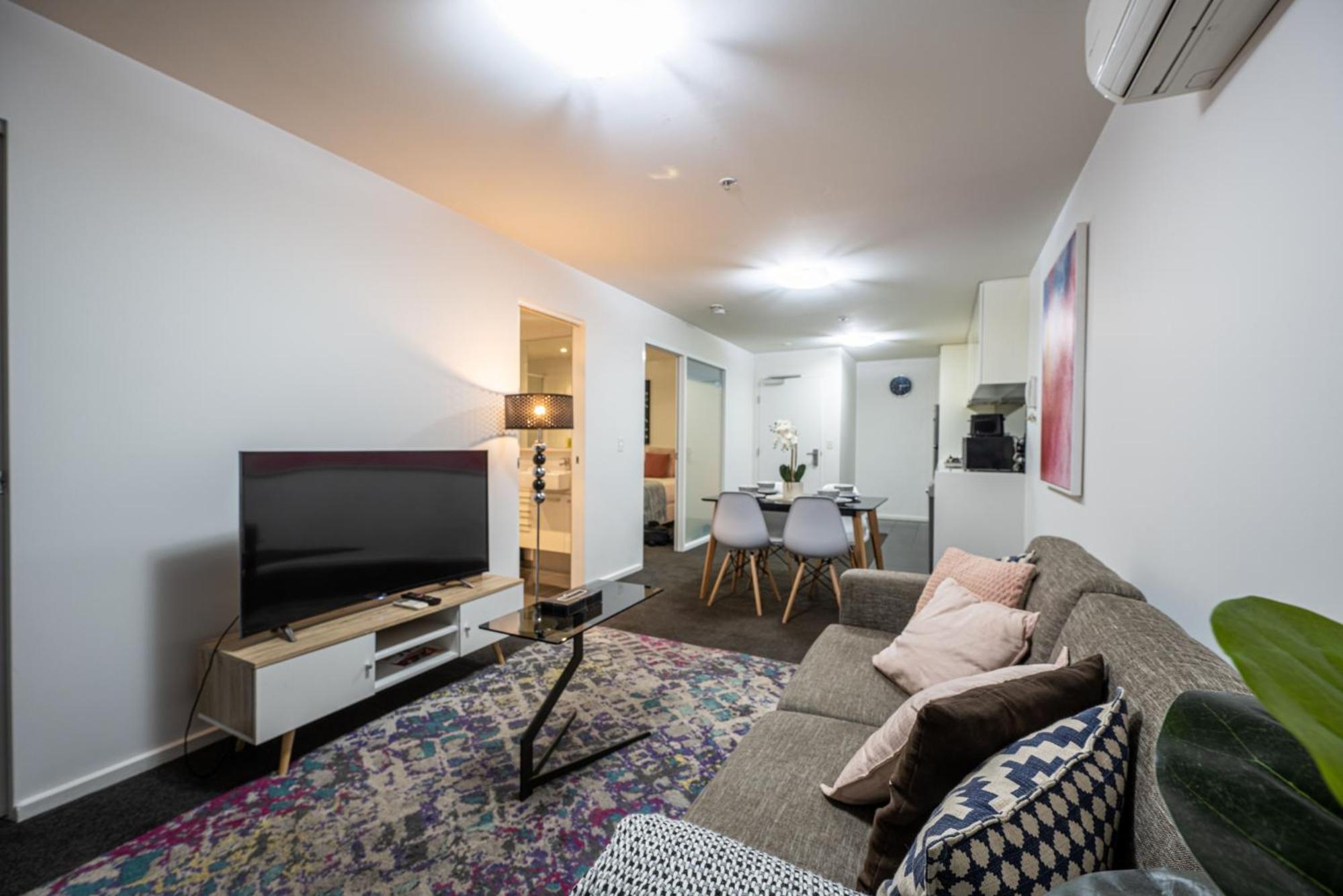 Mega Style Apartments Mainpoint