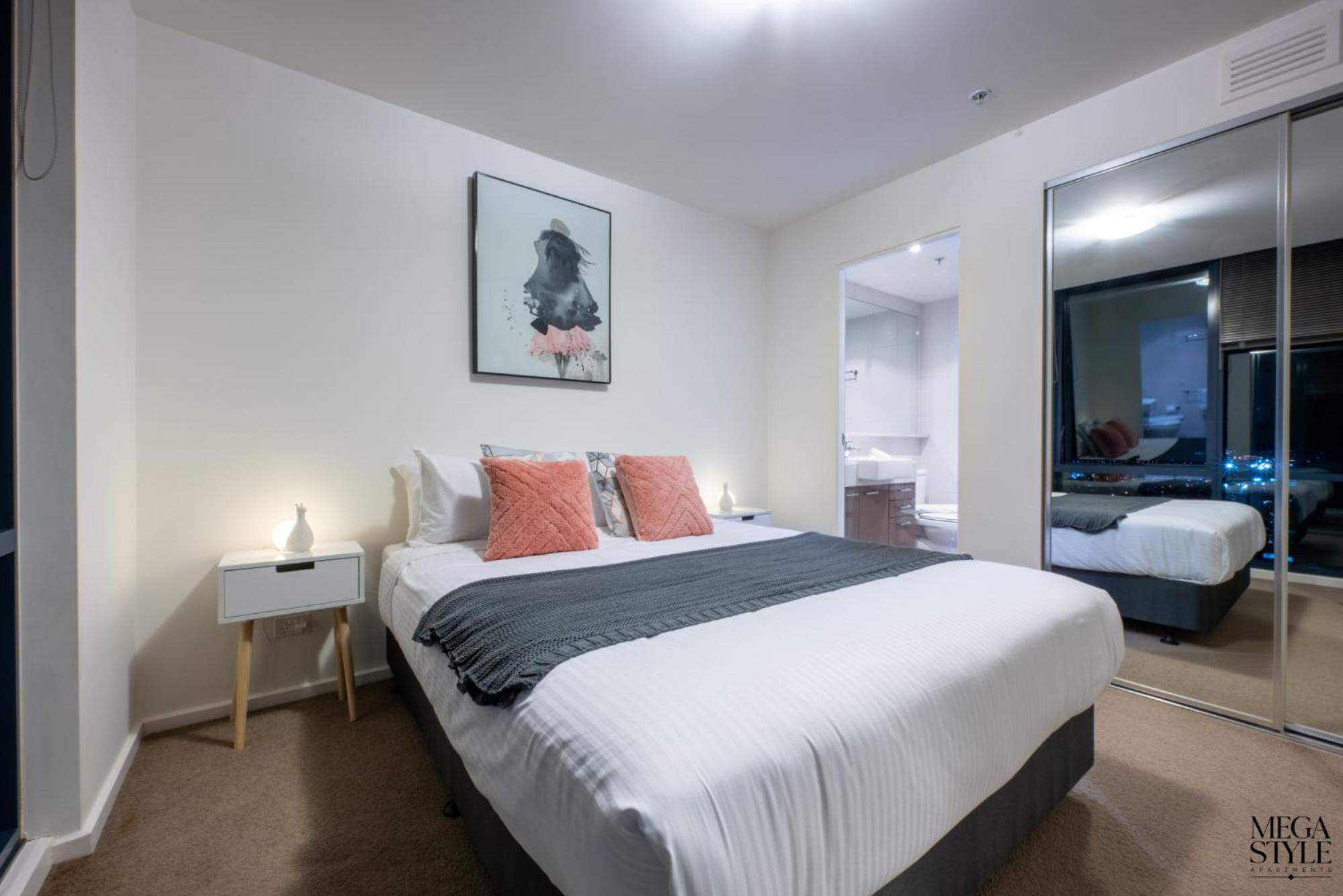 Mega Style Apartments Mainpoint