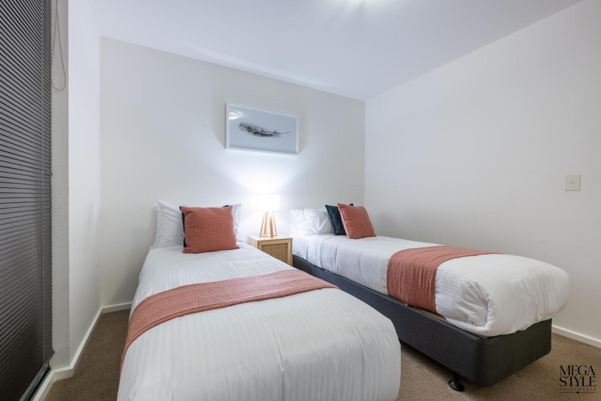 Mega Style Apartments Mainpoint