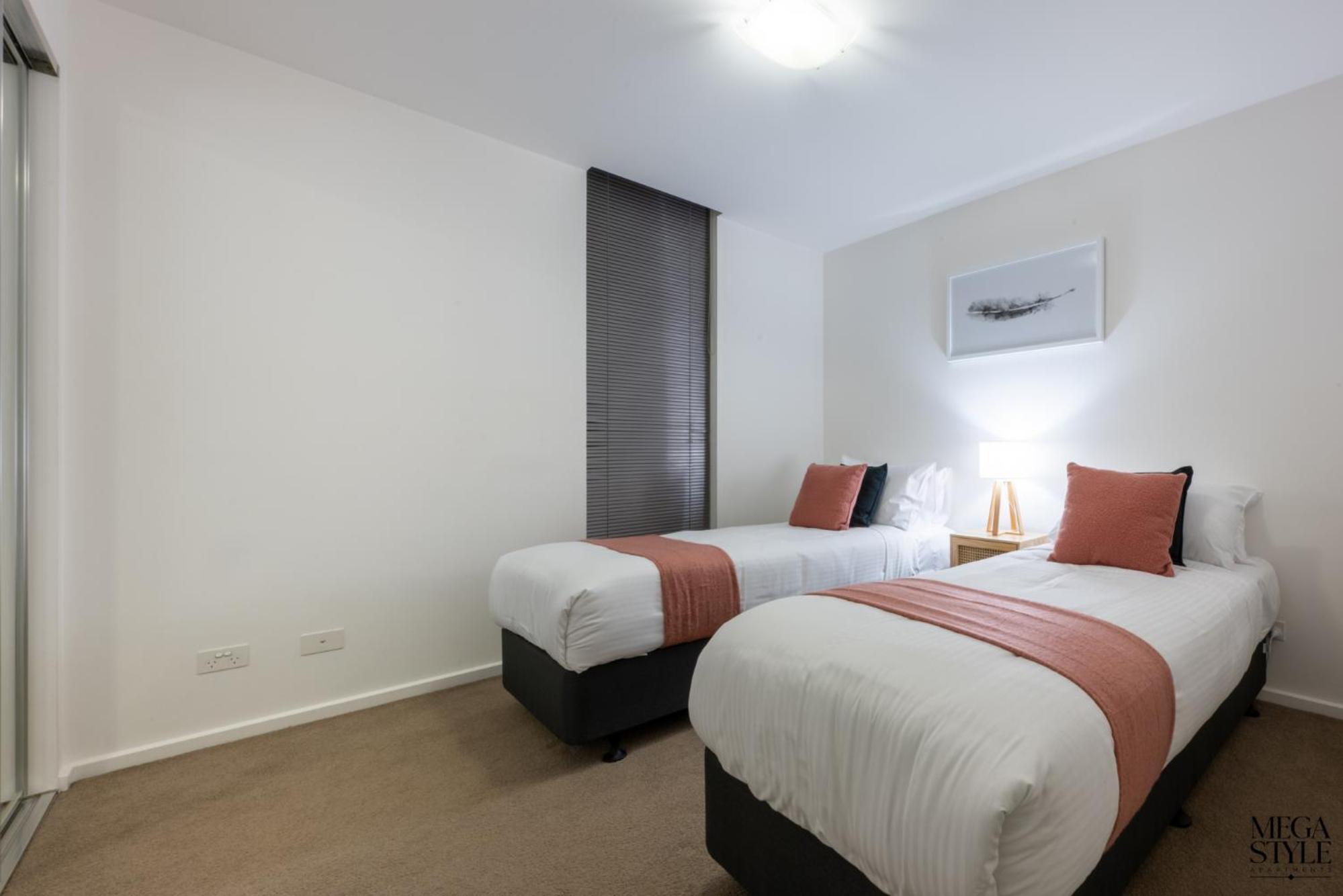 Mega Style Apartments Mainpoint