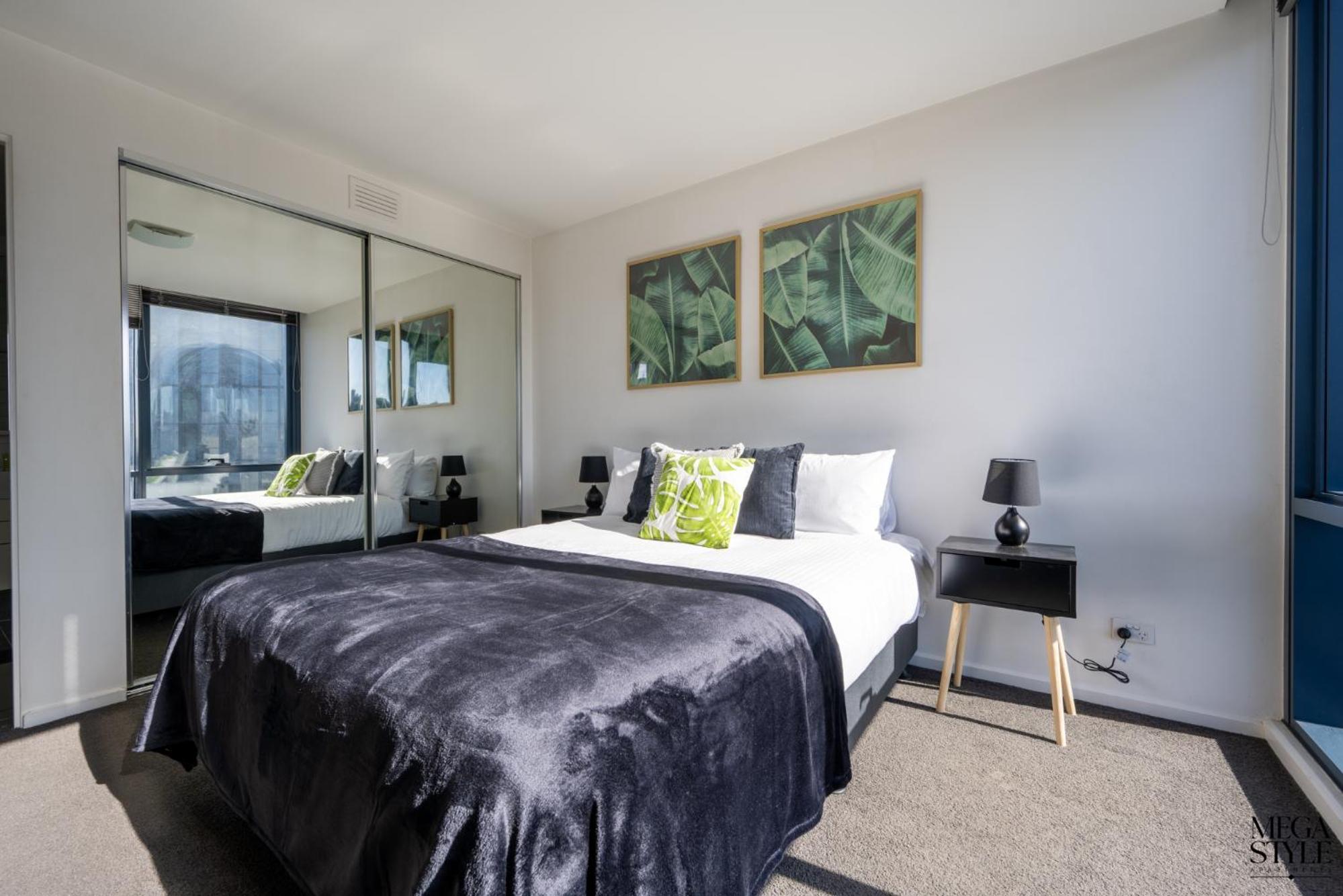 Mega Style Apartments Mainpoint
