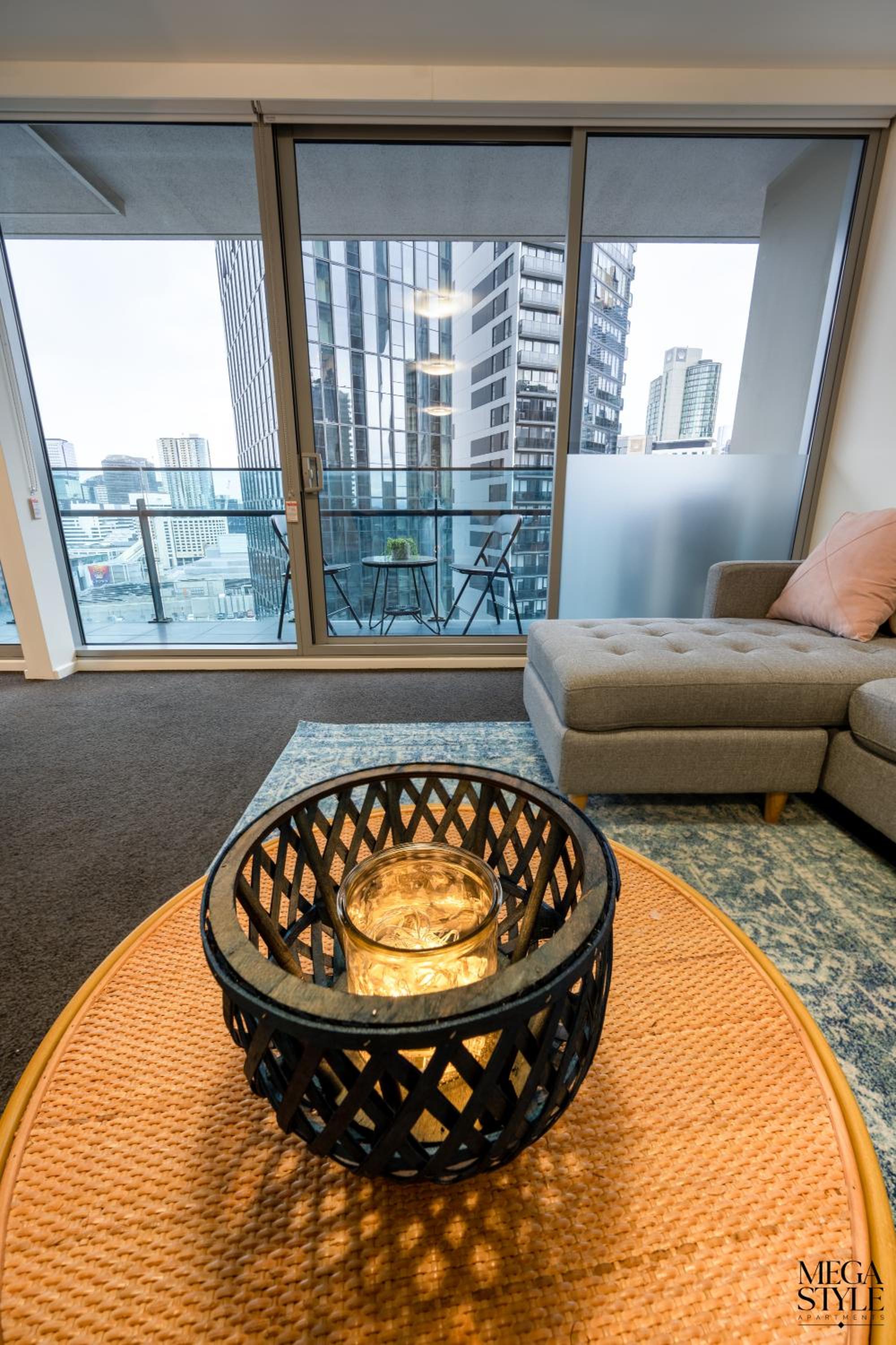 Mega Style Apartments Mainpoint