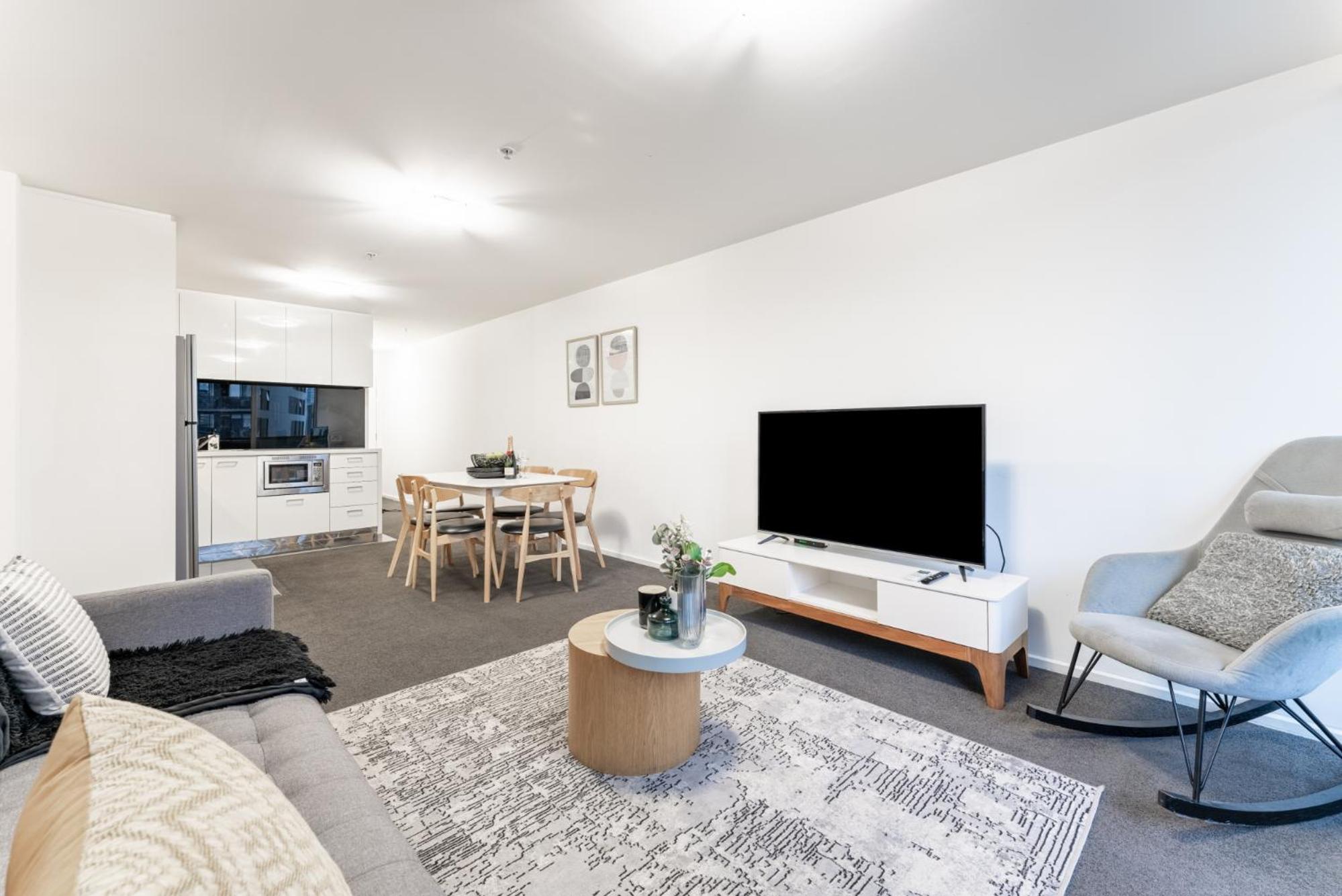 Mega Style Apartments Mainpoint